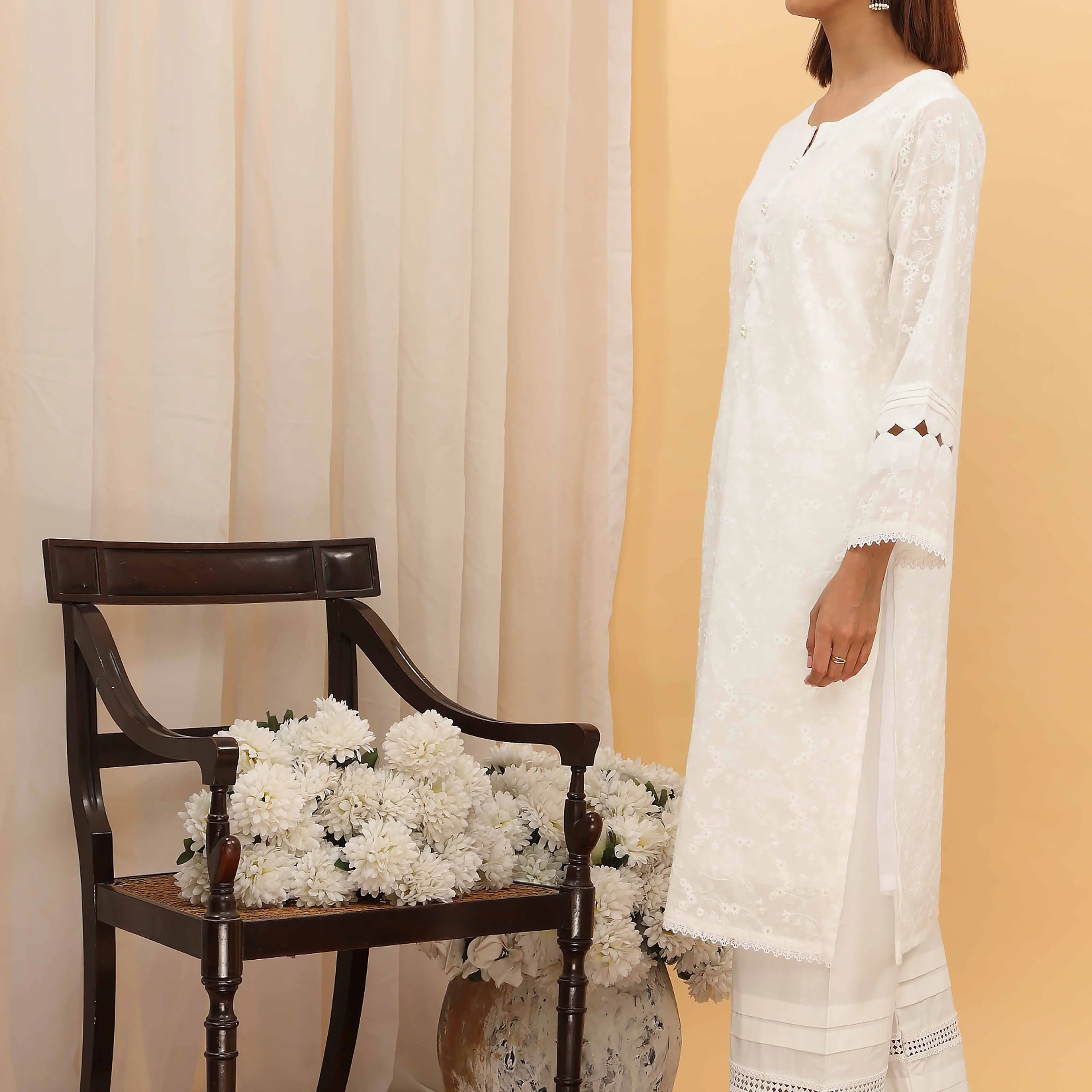 1PC- Chikan Kari Lawn Shirt PS5288 - Image 2