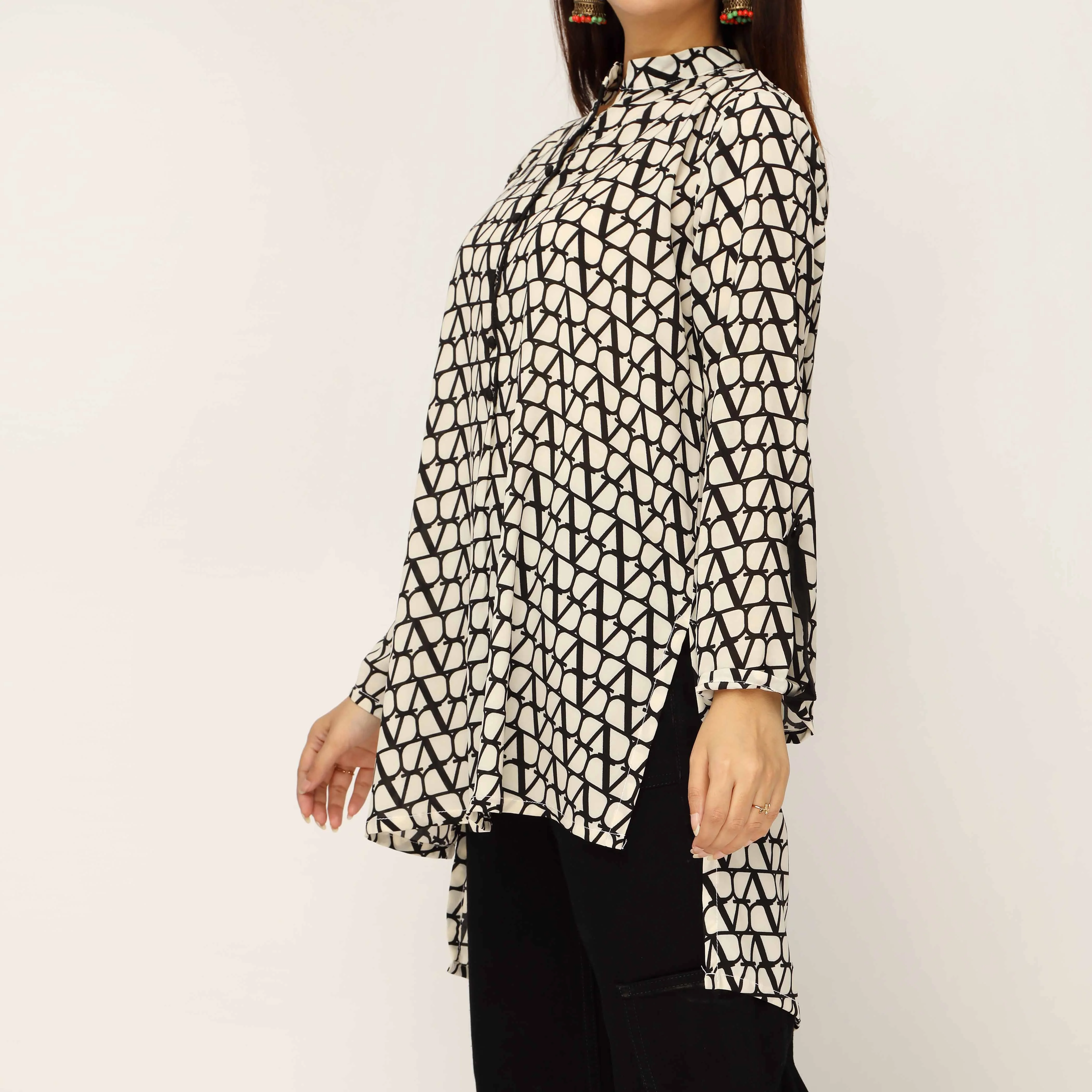 1PC- Digital Printed Grip Silk Shirt PS5326 - Image 3