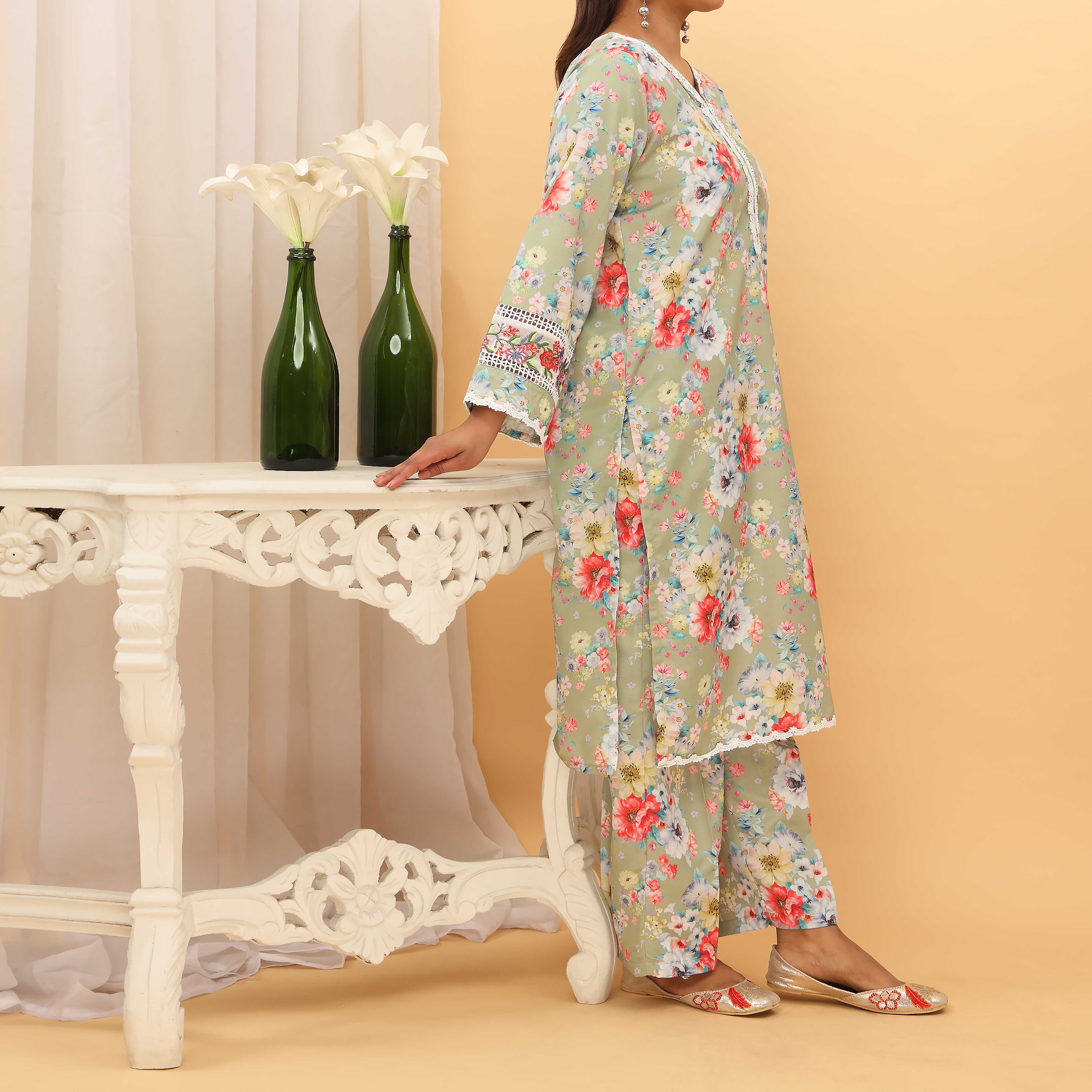 2PC- Digital Printed Intermix Cambric Embroiderd Suit PS5184 - Image 2
