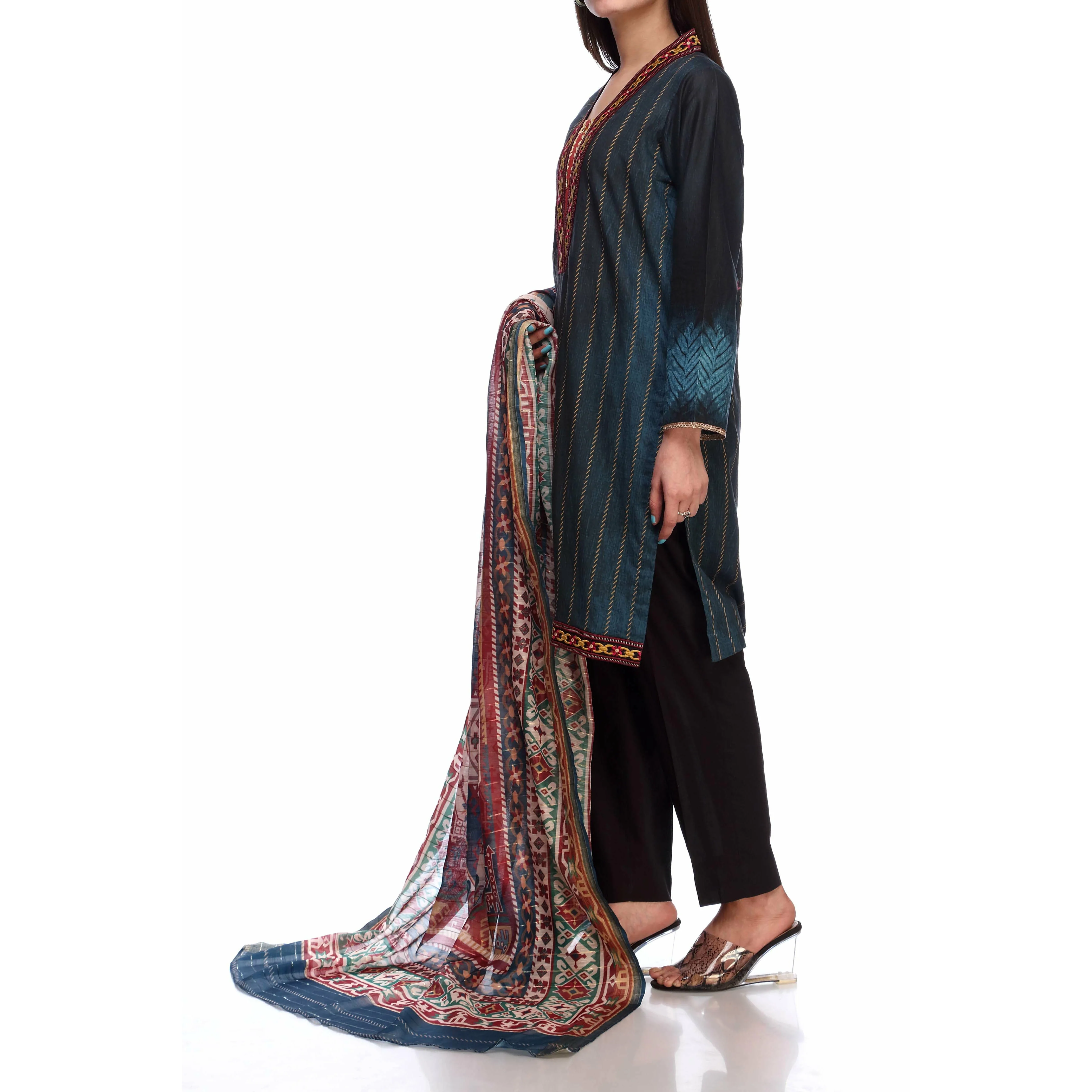 2PC- Digital Printed Lawn Embroidered Shirt With Dupatta PS2214 - Image 2