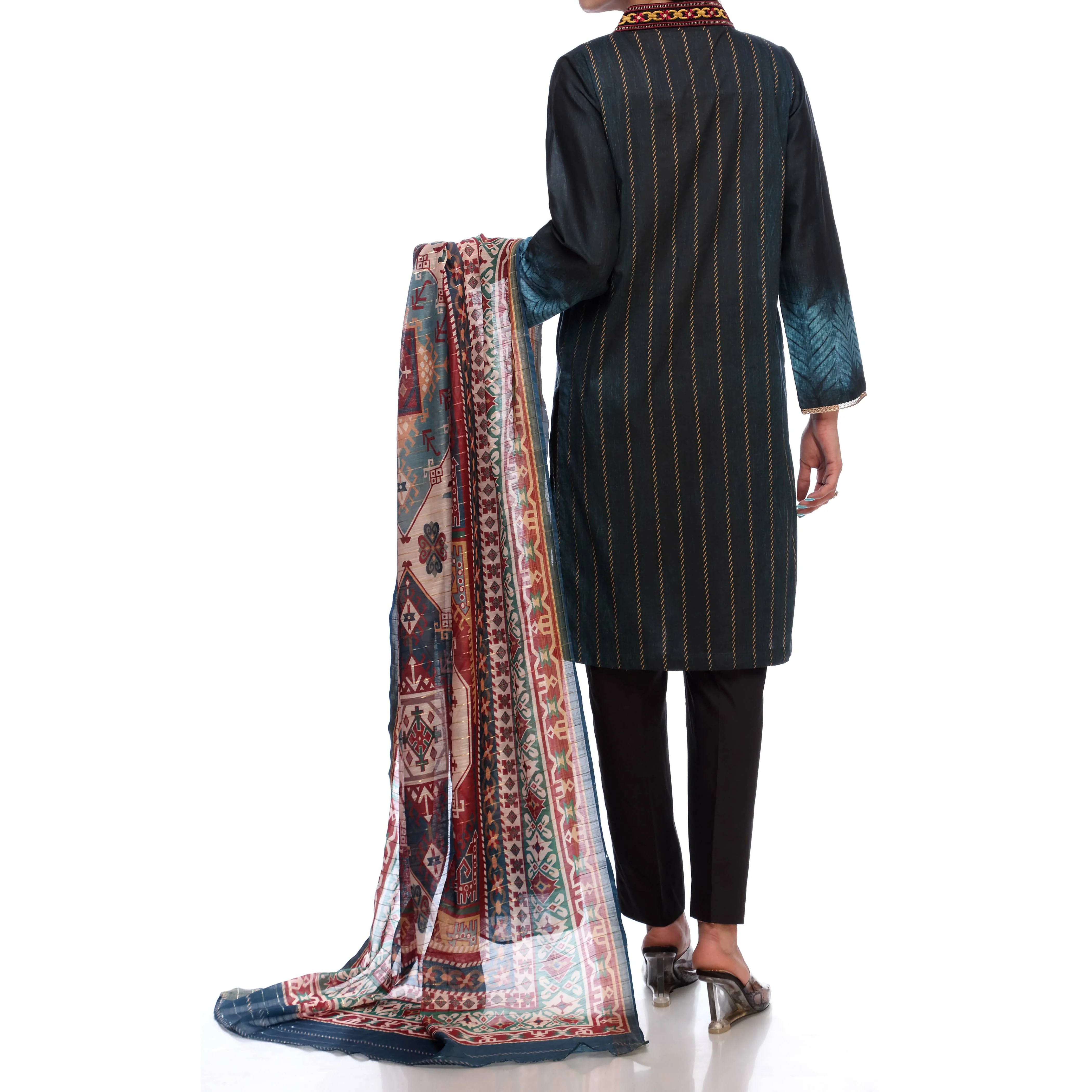 2PC- Digital Printed Lawn Embroidered Shirt With Dupatta PS2214 - Image 3