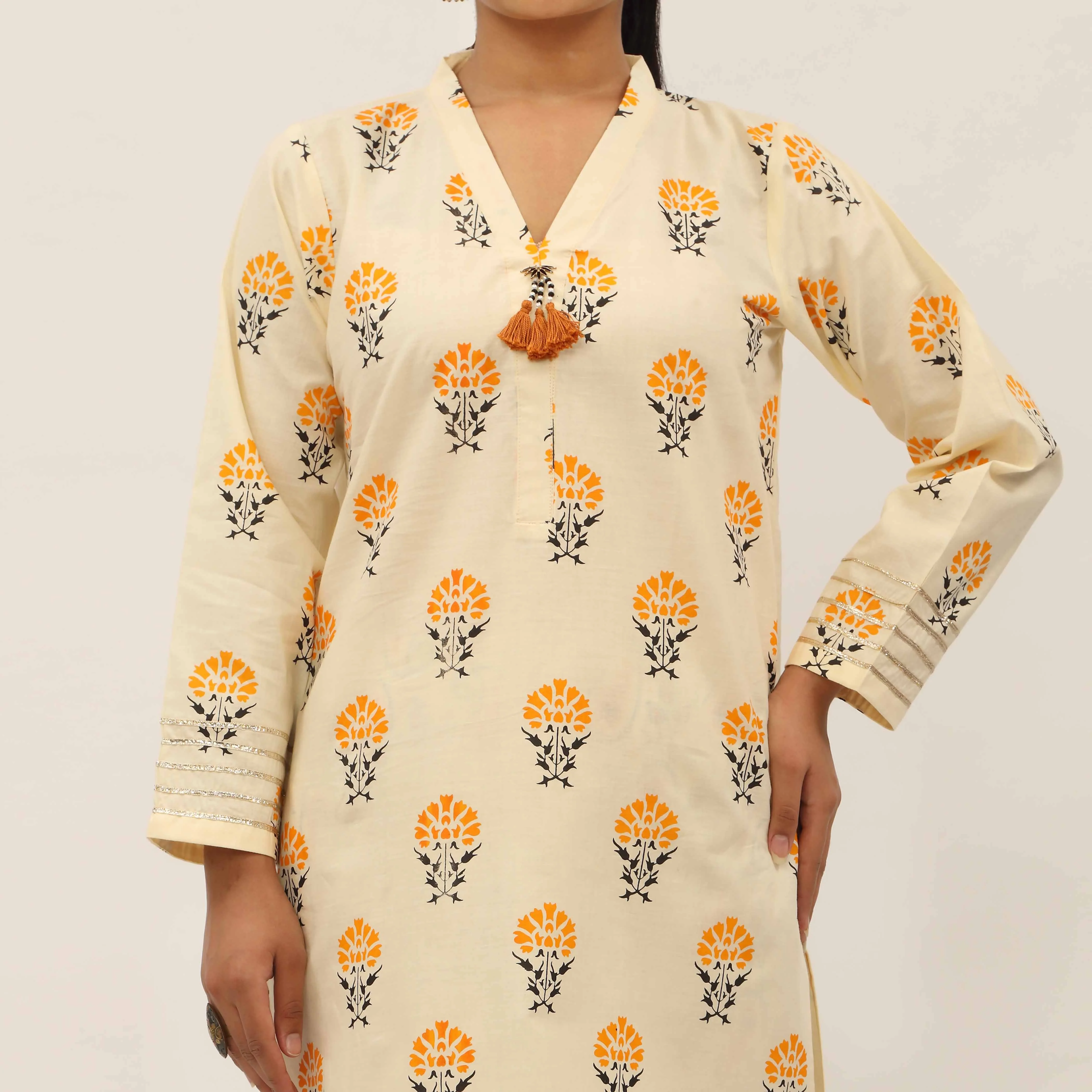 2PC- Screen Printed Cotton Cambric Suit PS5355 - Image 2