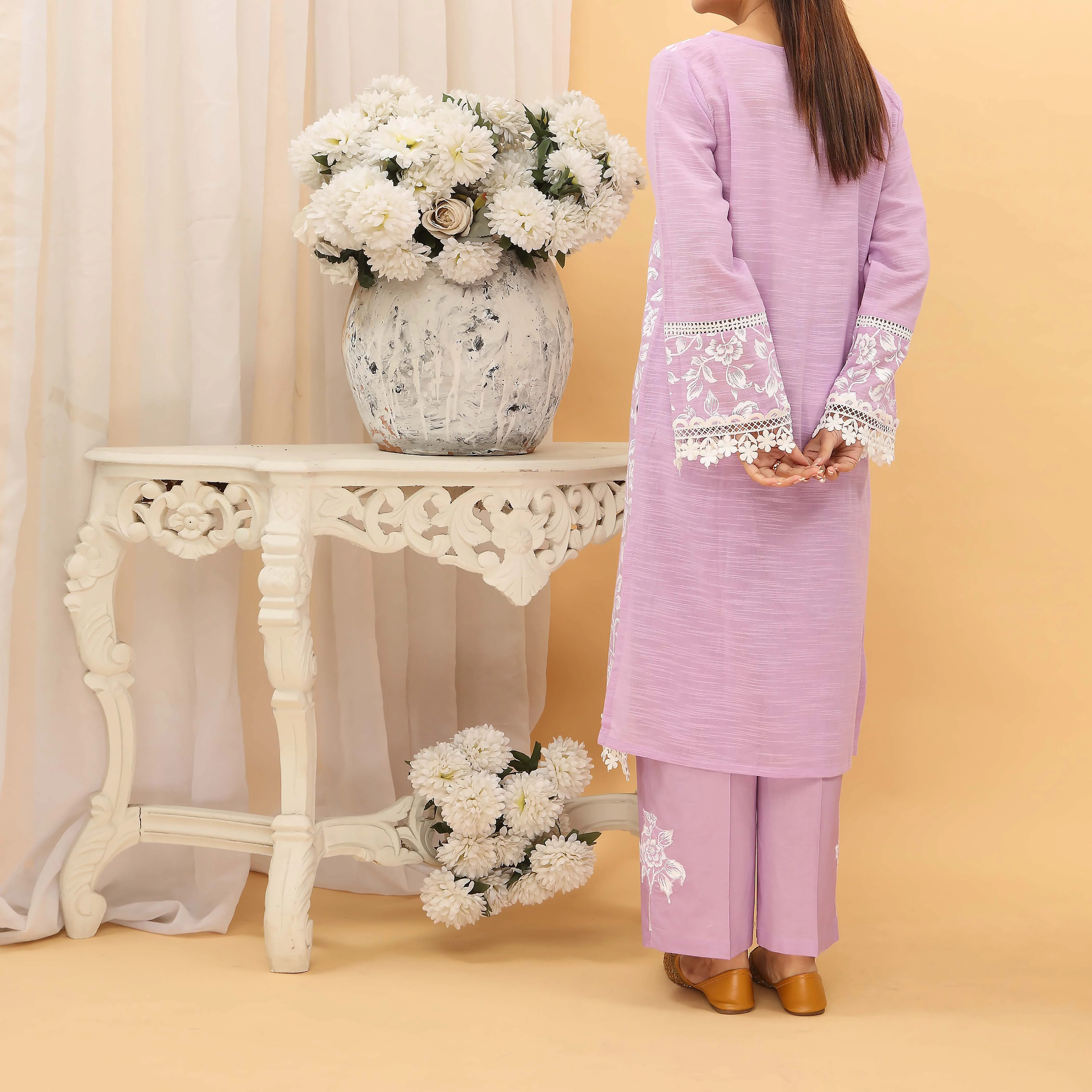 2PC- Slub Lawn Screen Printed Suit PS5047 - Image 4