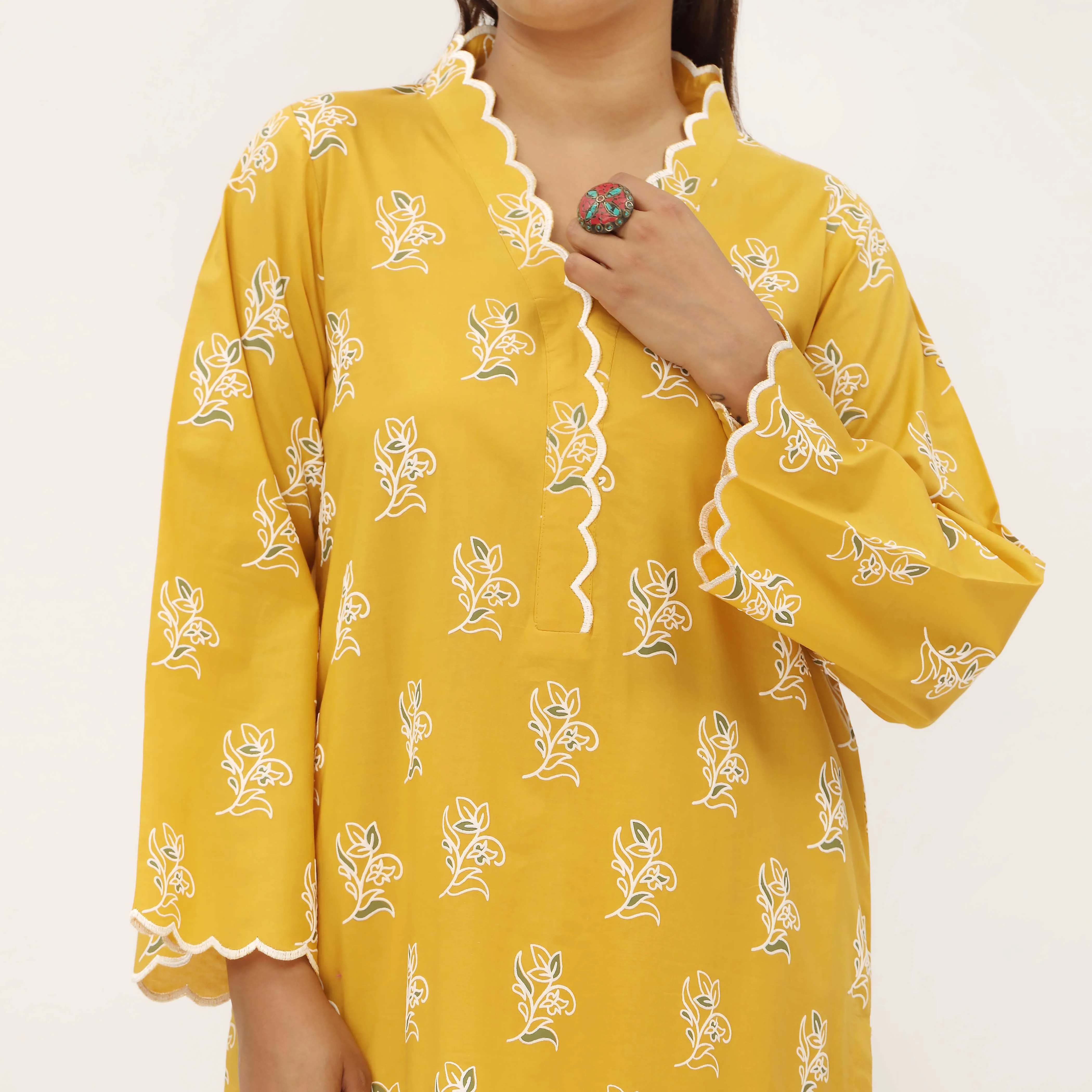 2PC- Unstitched Screen Printed Cotton Suit US5303 - Image 3