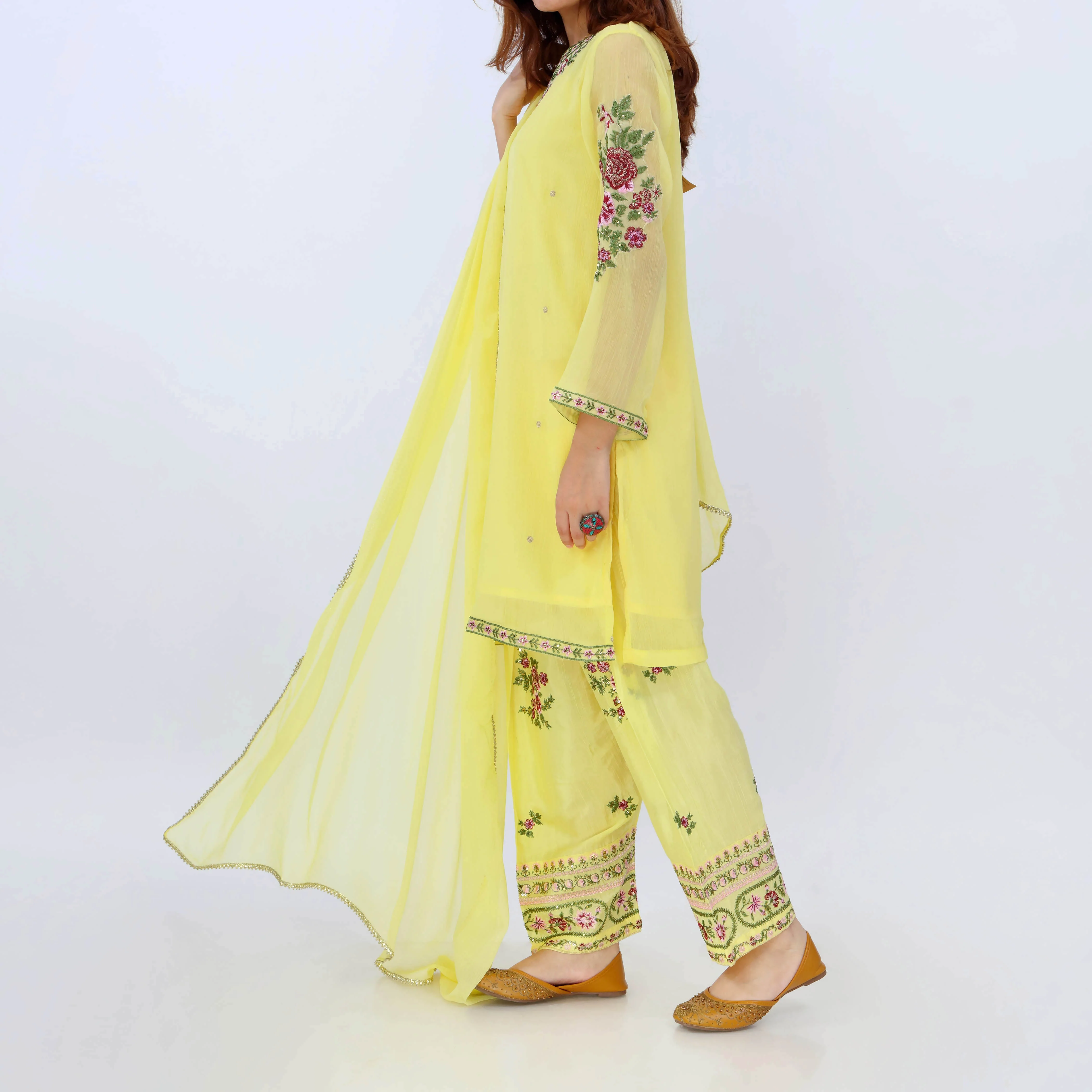AMARILLA<br>3 PC Embroidered Chiffon Suit PS5313 - Image 4