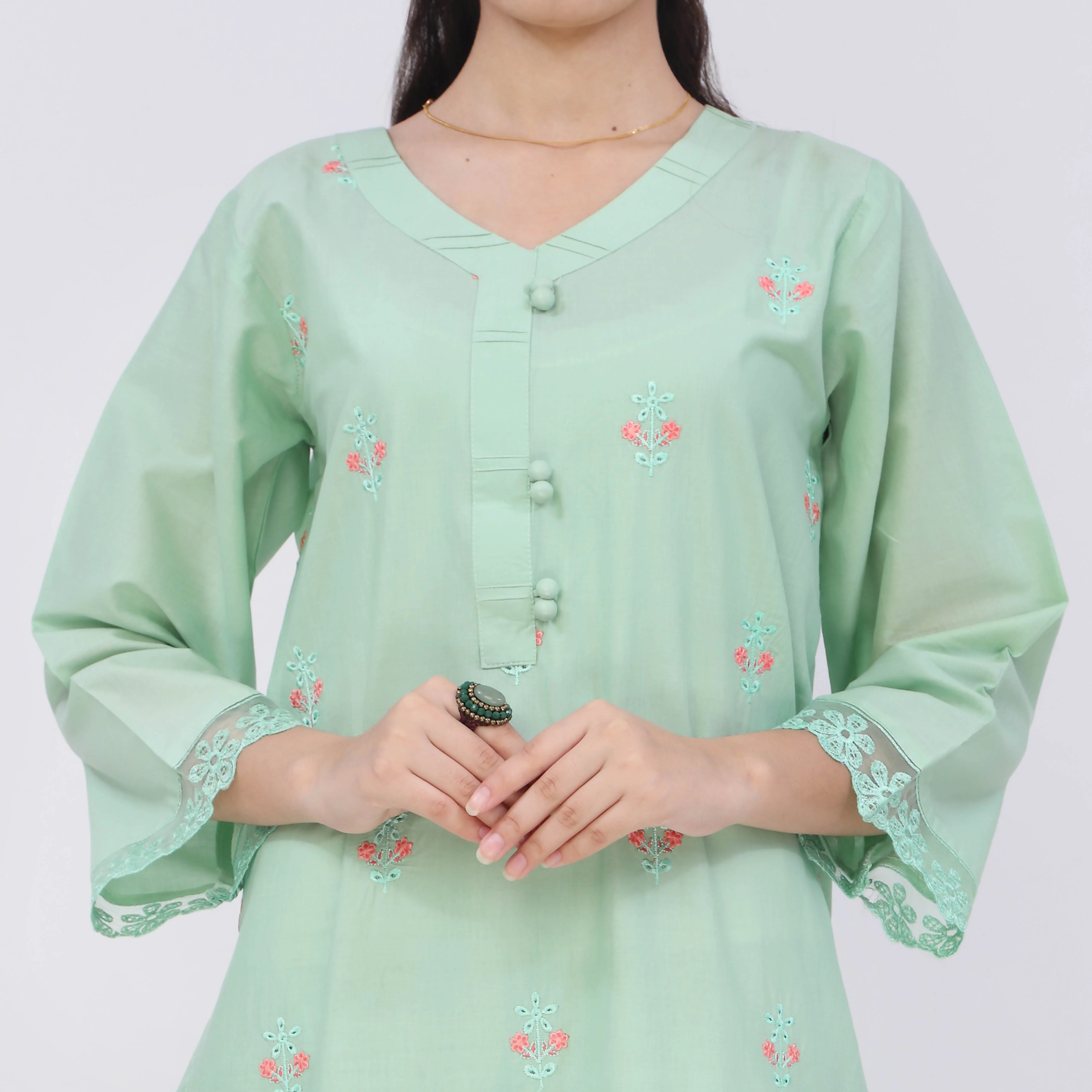 3PC- Embroiderd Cotton Cambric Suit PS5499 - Image 3