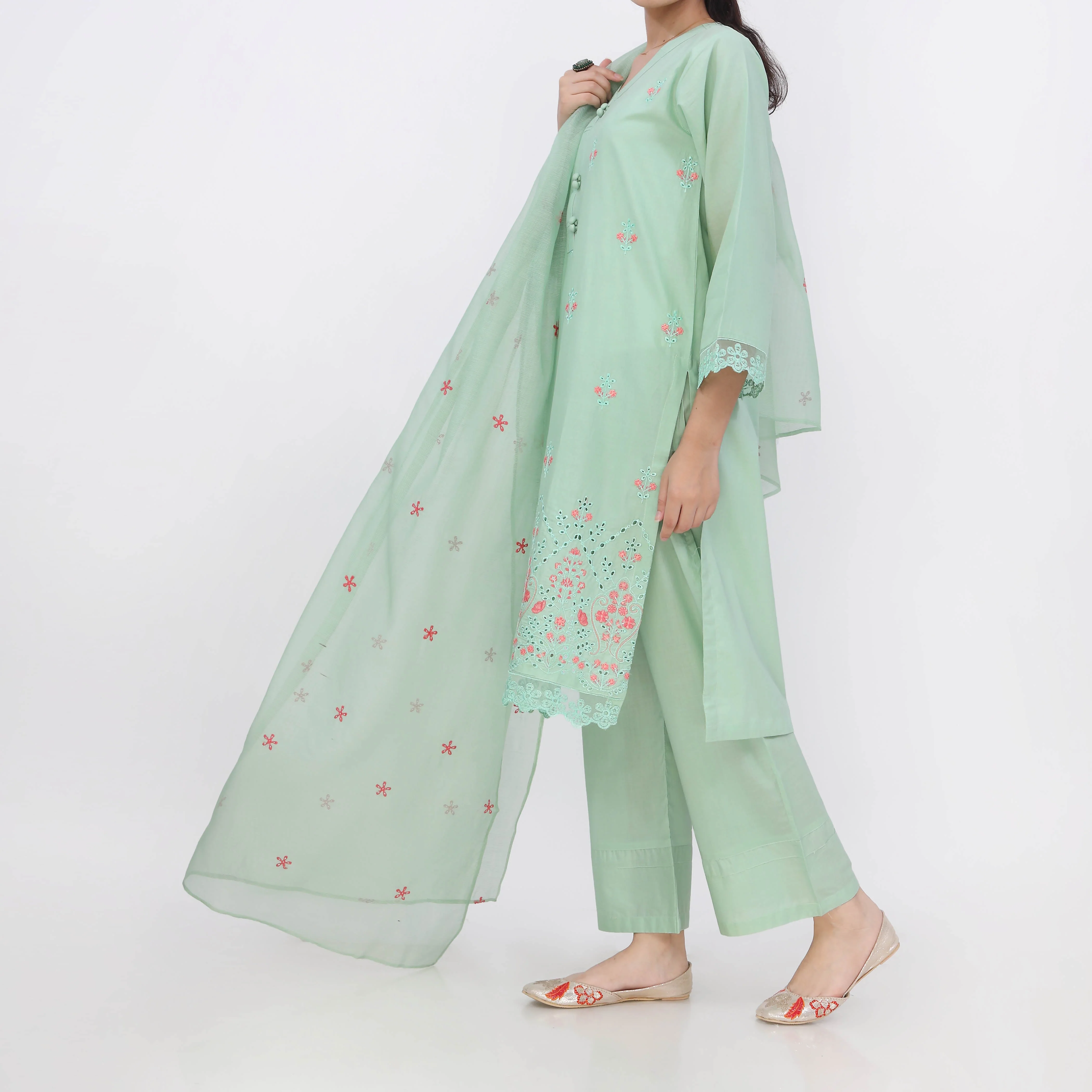 3PC- Embroiderd Cotton Cambric Suit PS5499 - Image 4