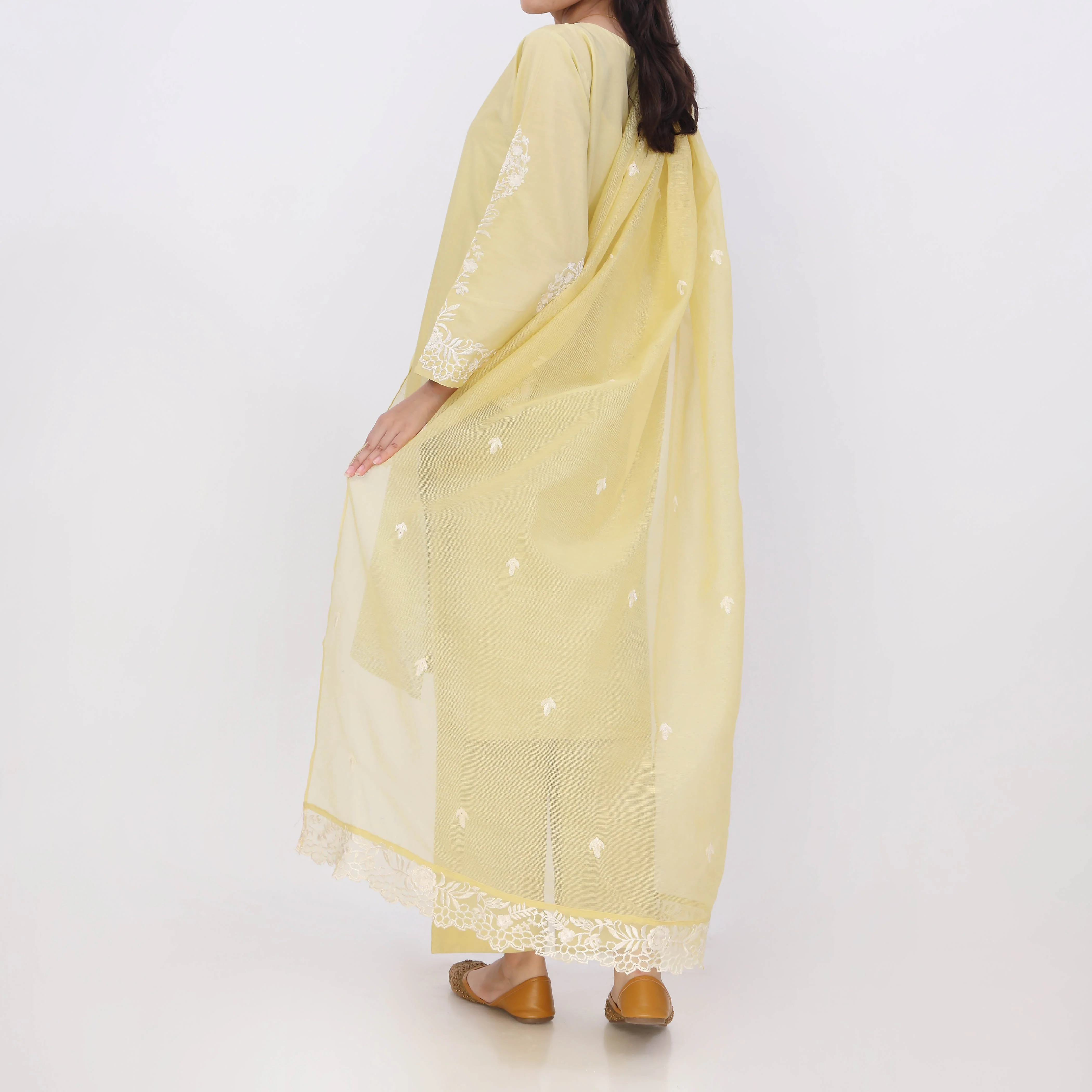 3PC- Embroiderd Cotton Cambric Suit PS5501 - Image 5