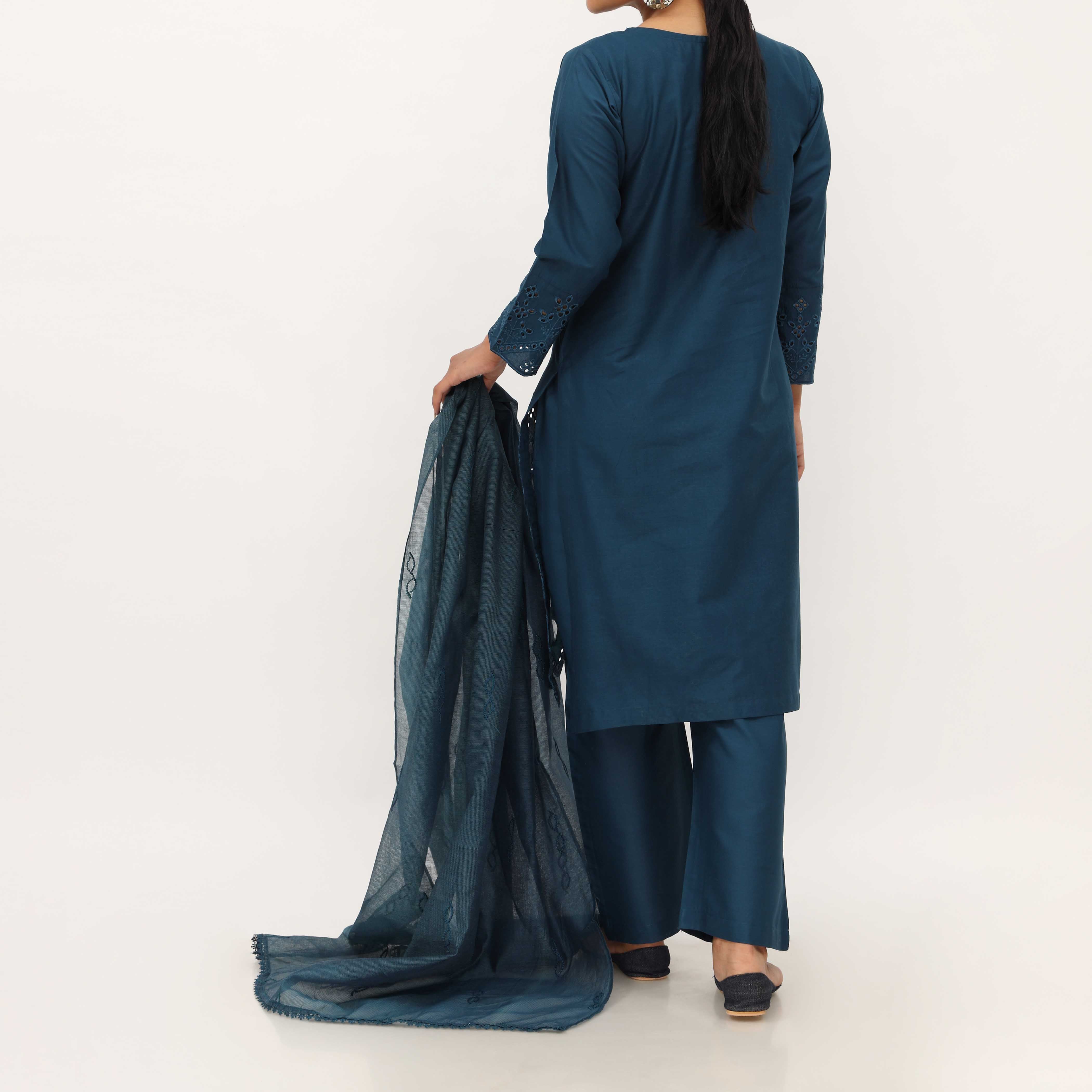 3PC- Embroidered Cambric Suit PS5205 - Image 4