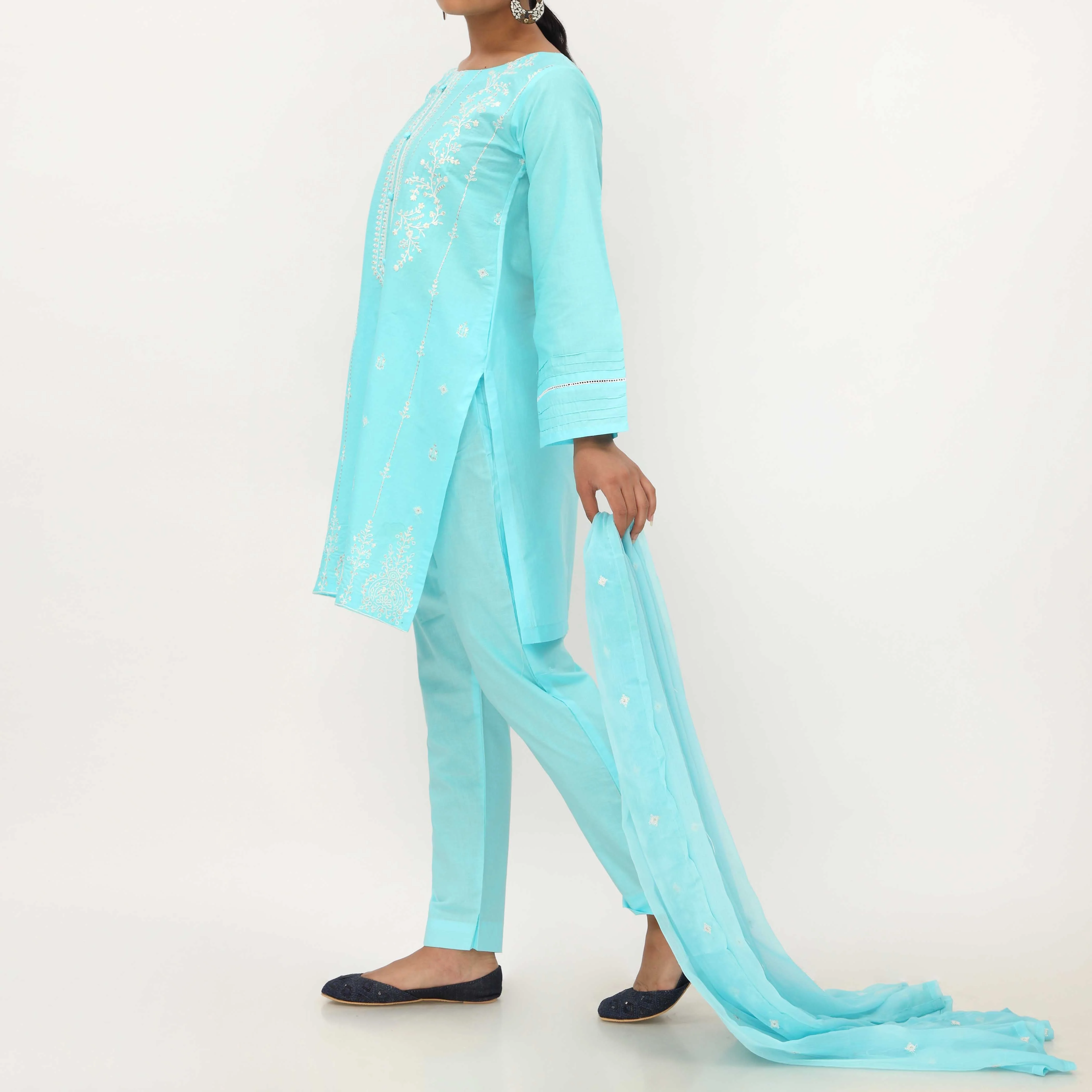 3PC- Embroidered Cambric Suit PS5260 - Image 4