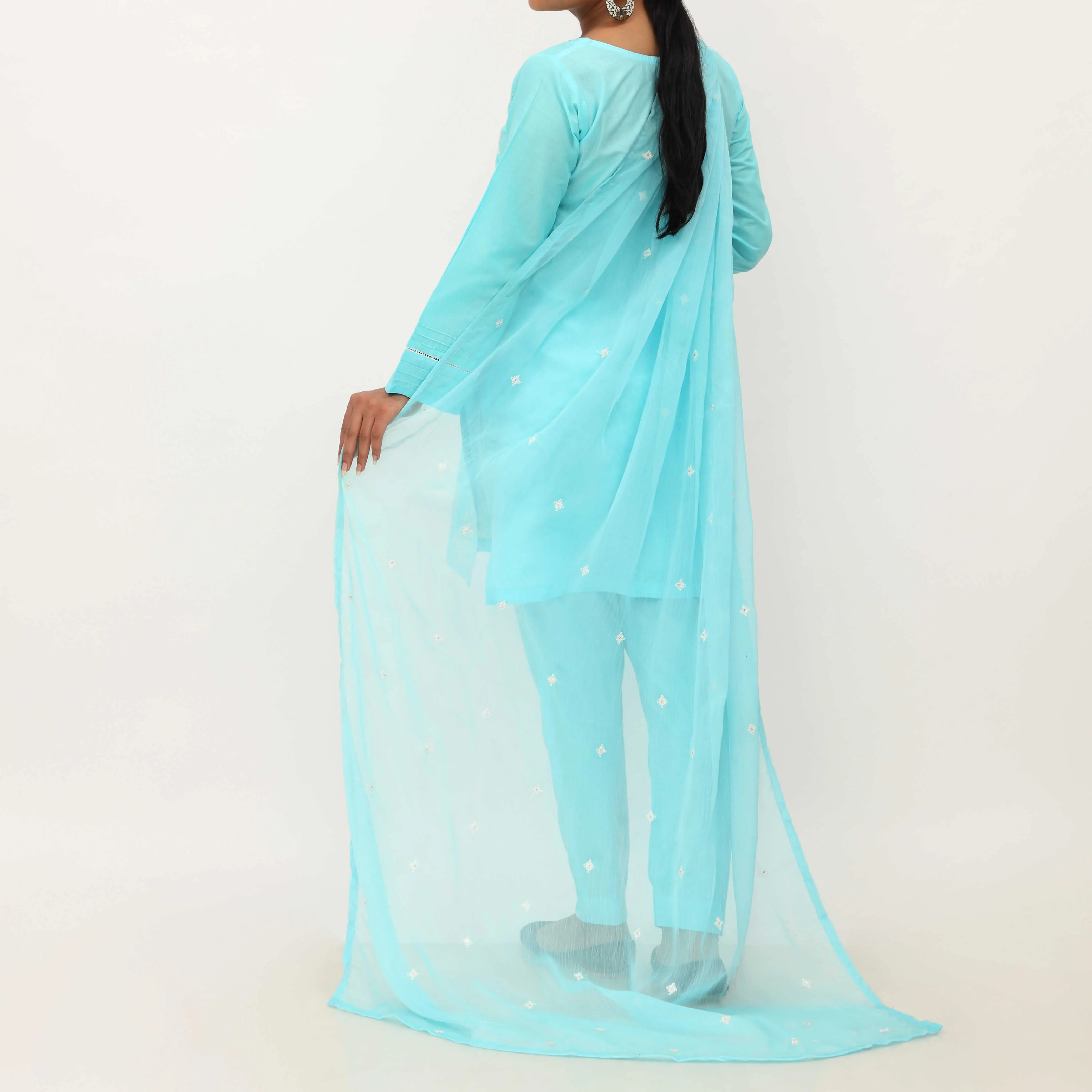3PC- Embroidered Cambric Suit PS5260 - Image 5