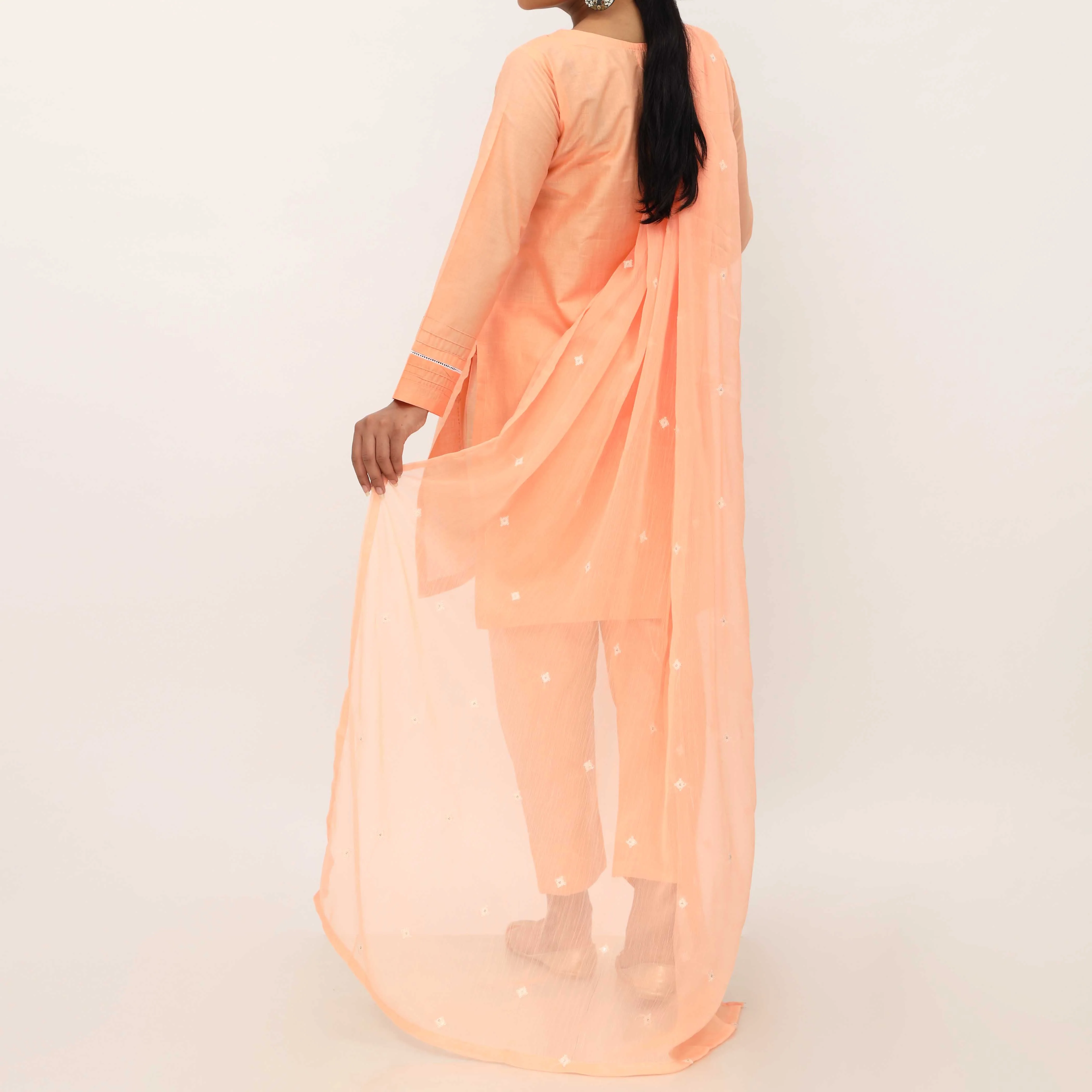 3PC- Embroidered Cambric Suit PS5263 - Image 4