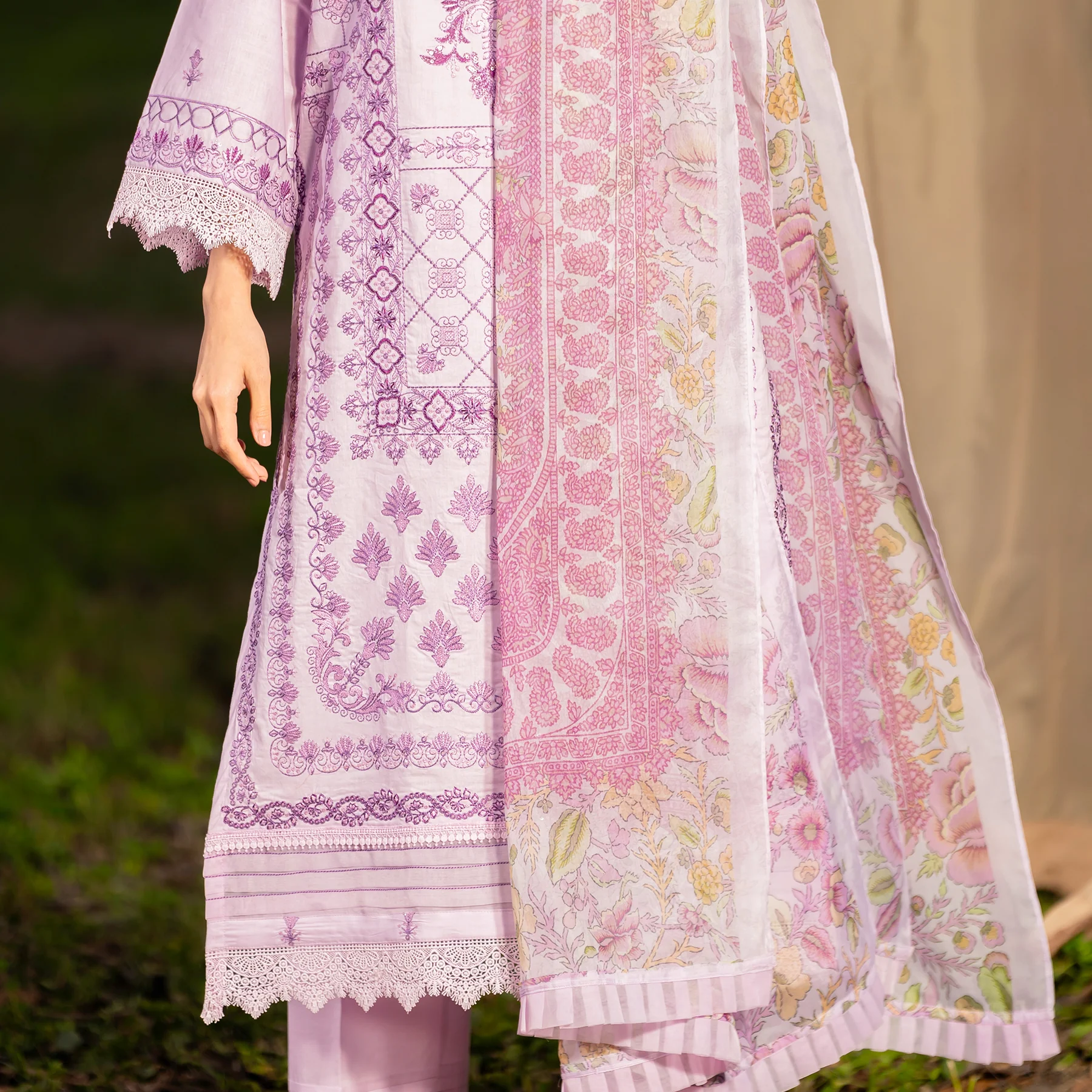 3PC- Unstitched Embroidered Lawn Suit US5382 - Image 2