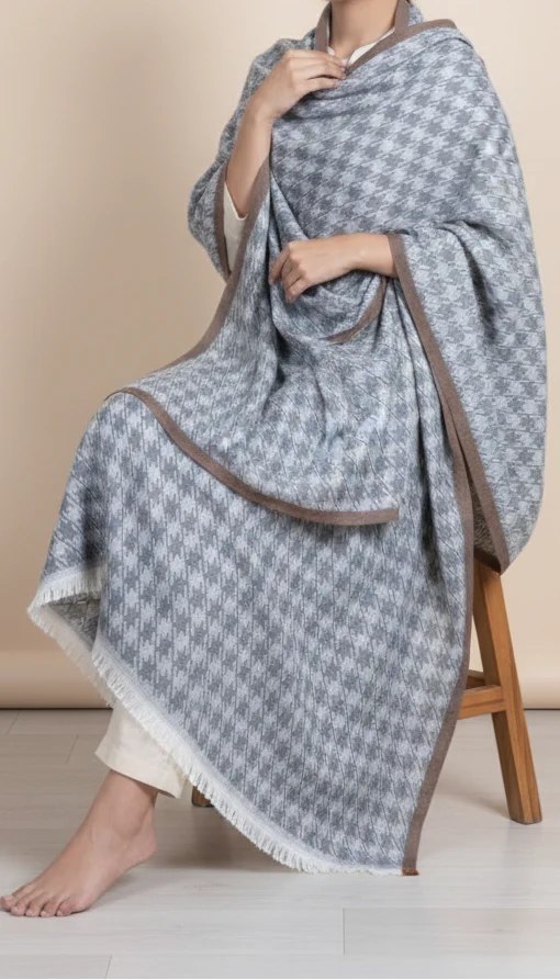 Beige Winter Stole PN5034 - Image 2