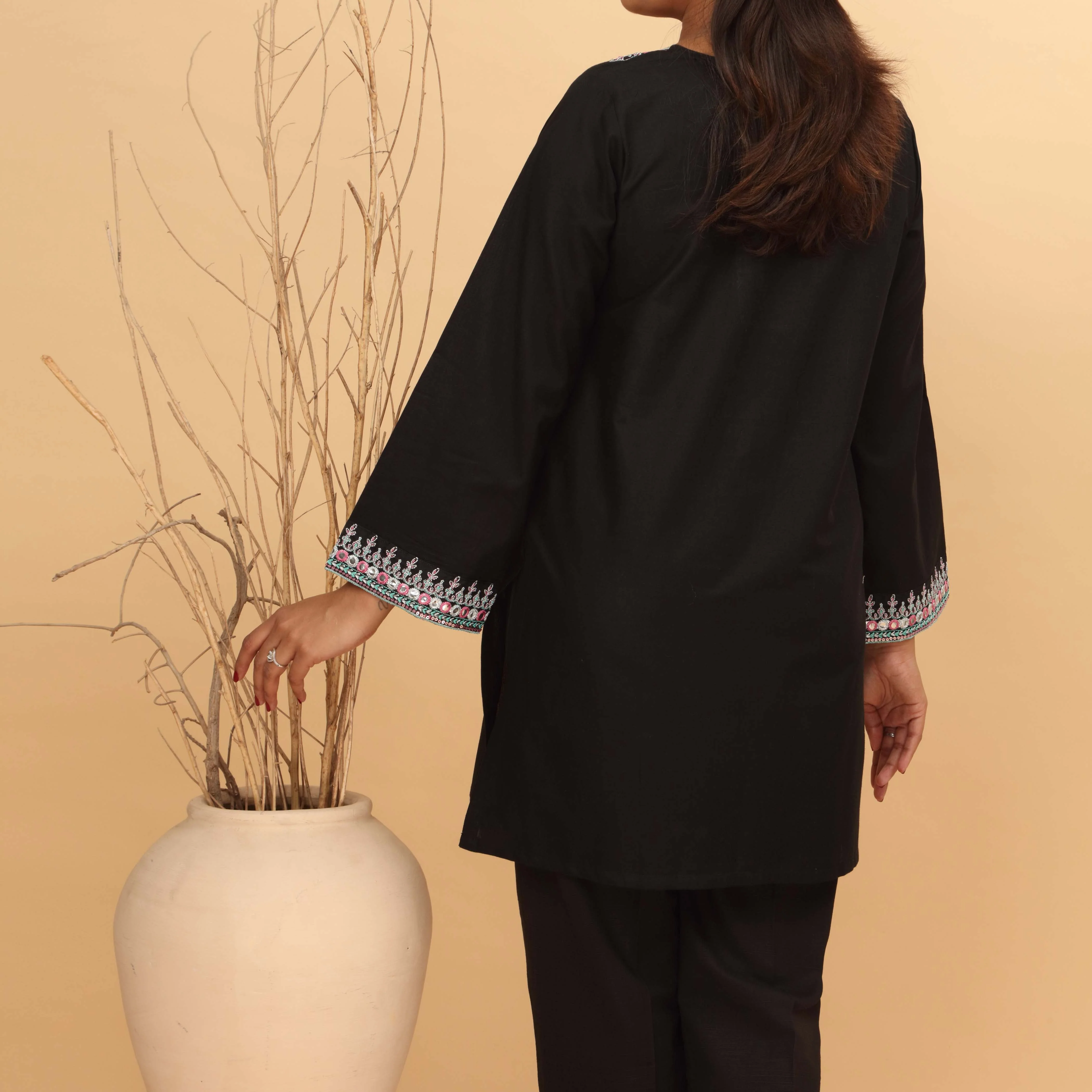 1PC- Embellished Khaddar Shirt PW4149 - Image 3