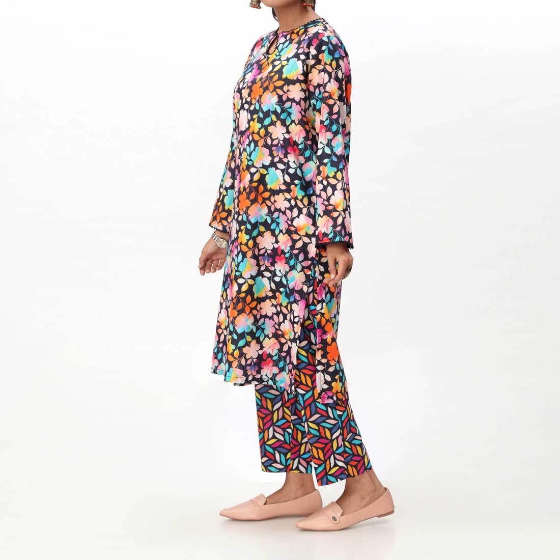 2PC- Digital Printed Cambric Suit PS4245 - Image 2