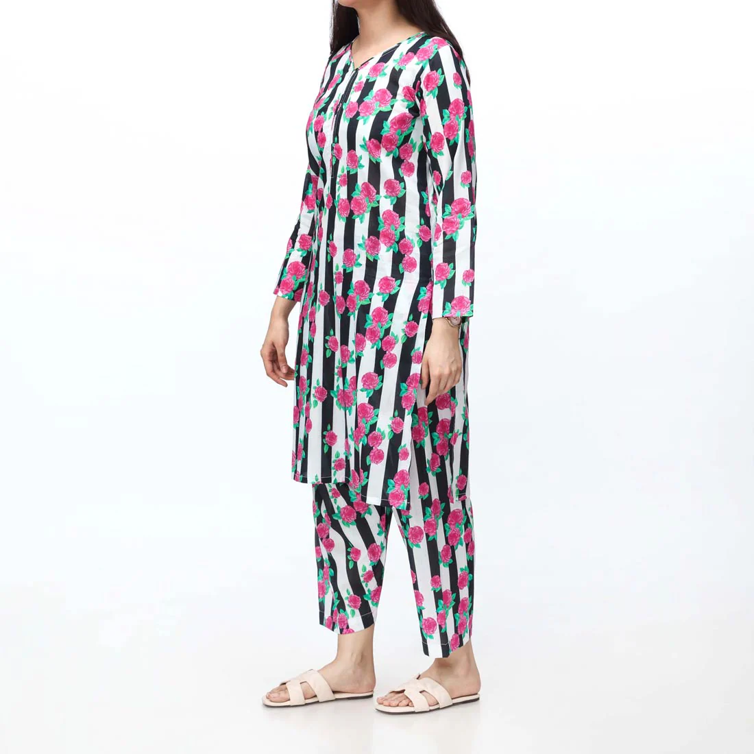 2PC- Unstitched Digital Printed Lawn Suit PS4840 - Image 2