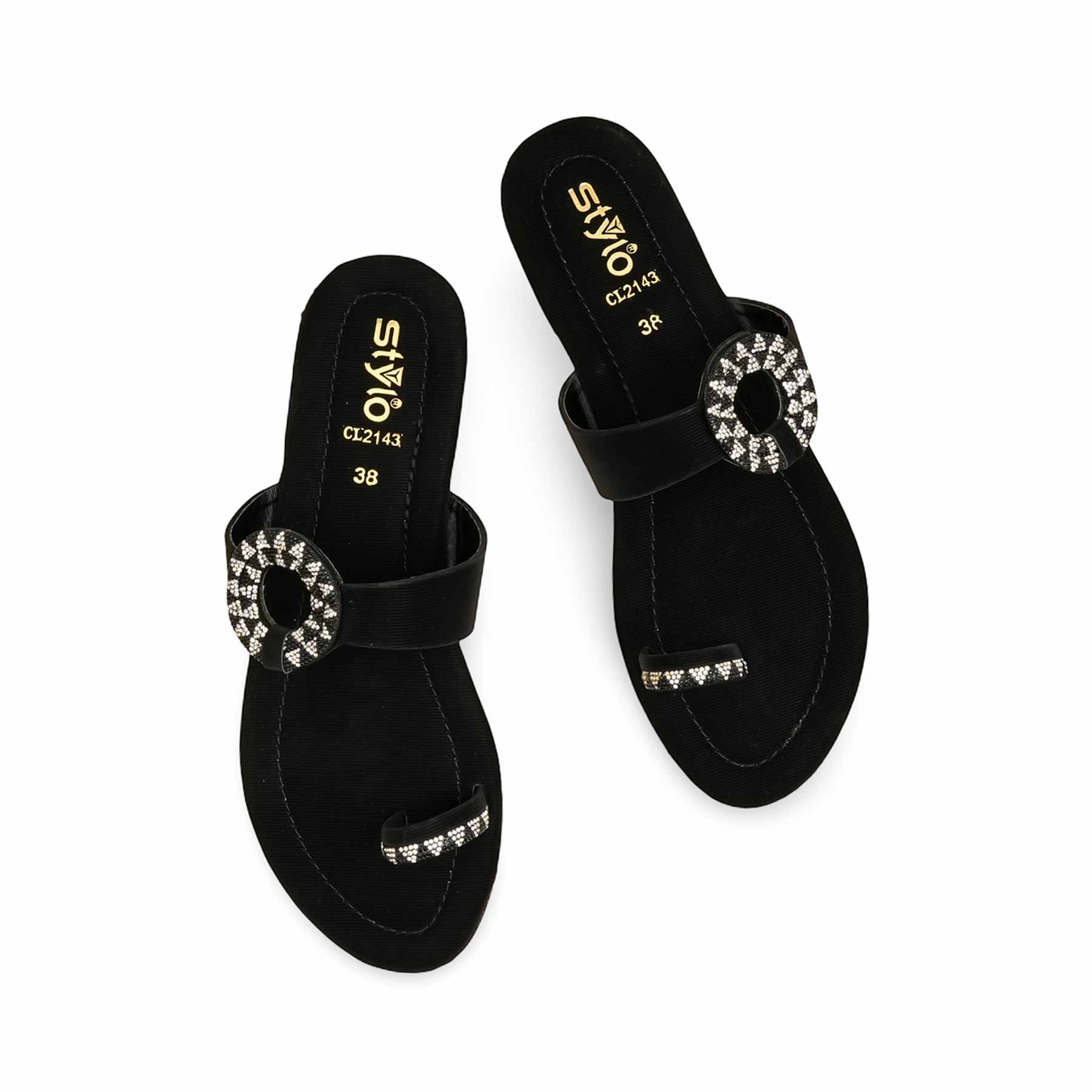 Black Casual Chappal For Women CL2143 - Image 5