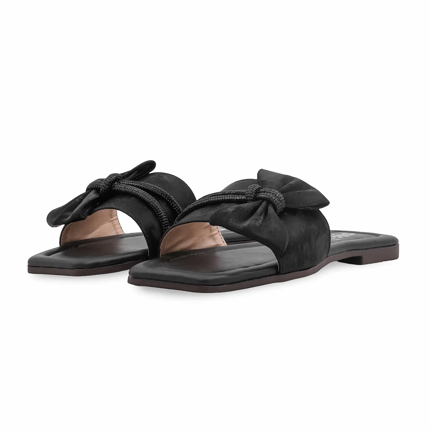 Black Casual Slipper For Ladies CL2259 - Image 3