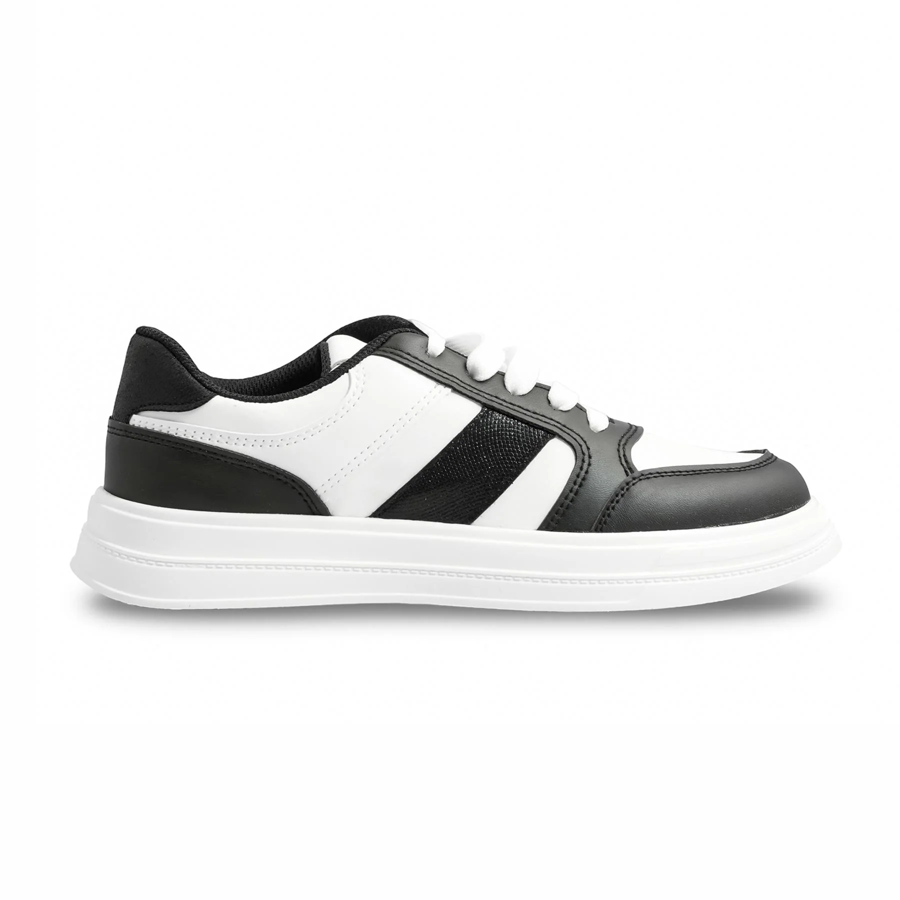 Black Casual Sneaker AT7398 - Image 2