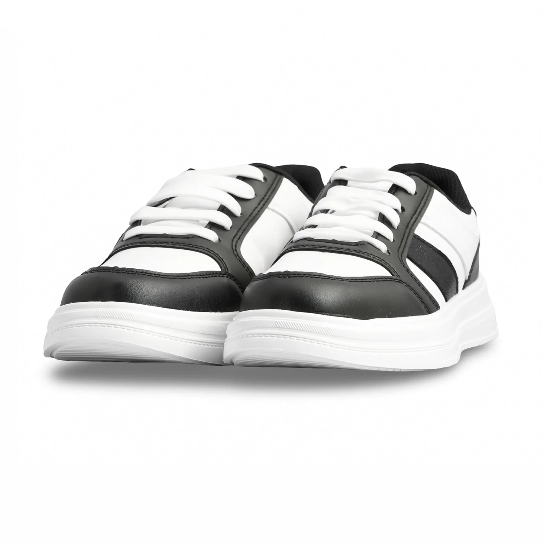 Black Casual Sneaker AT7398 - Image 3