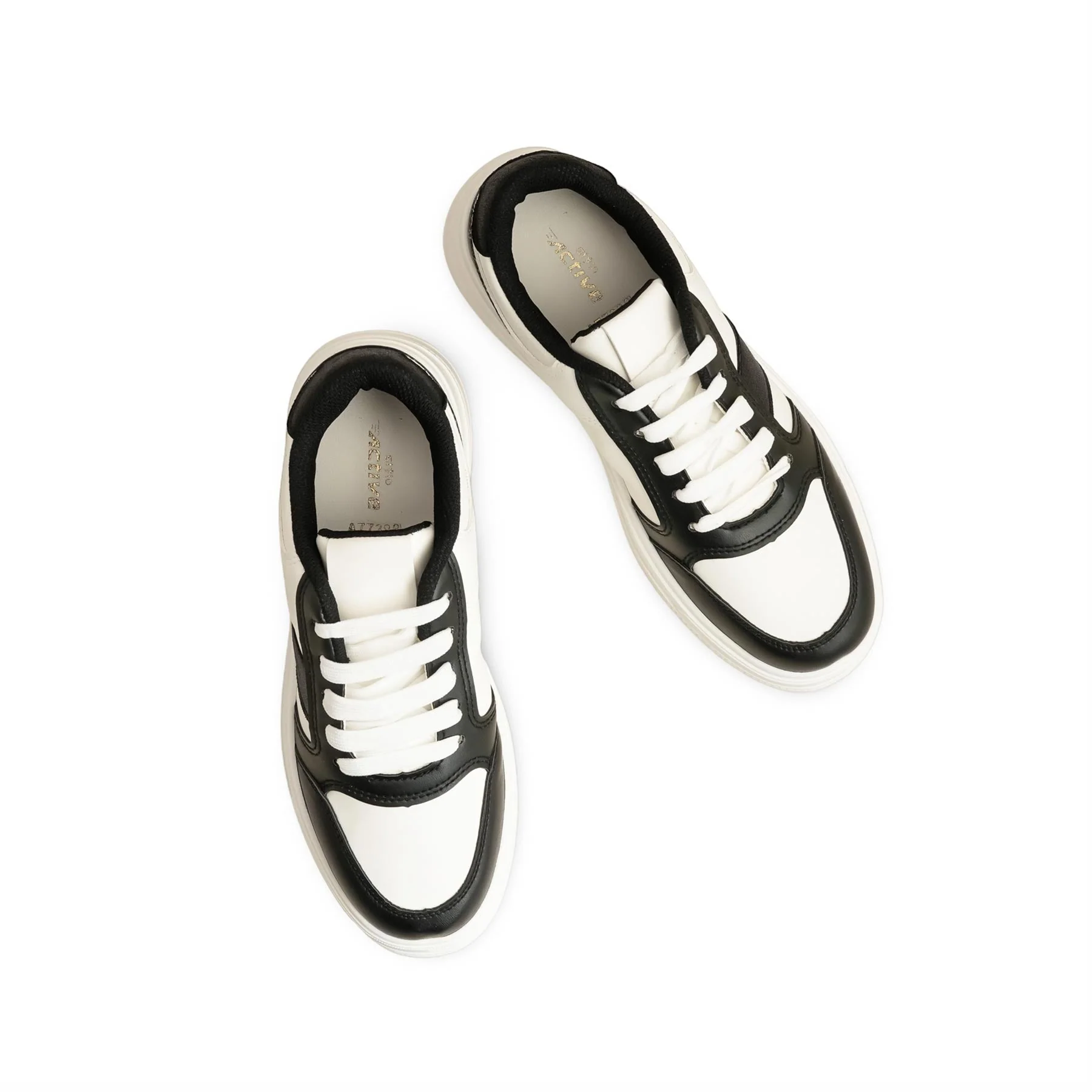 Black Casual Sneaker AT7398 - Image 5
