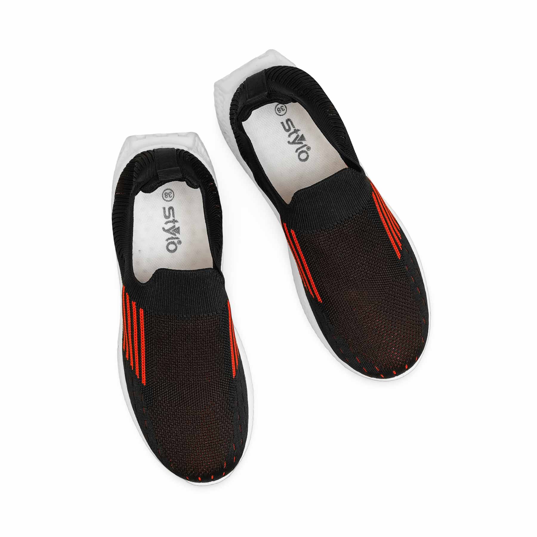 Black Casual Sneaker For Women AT9116 - Image 5