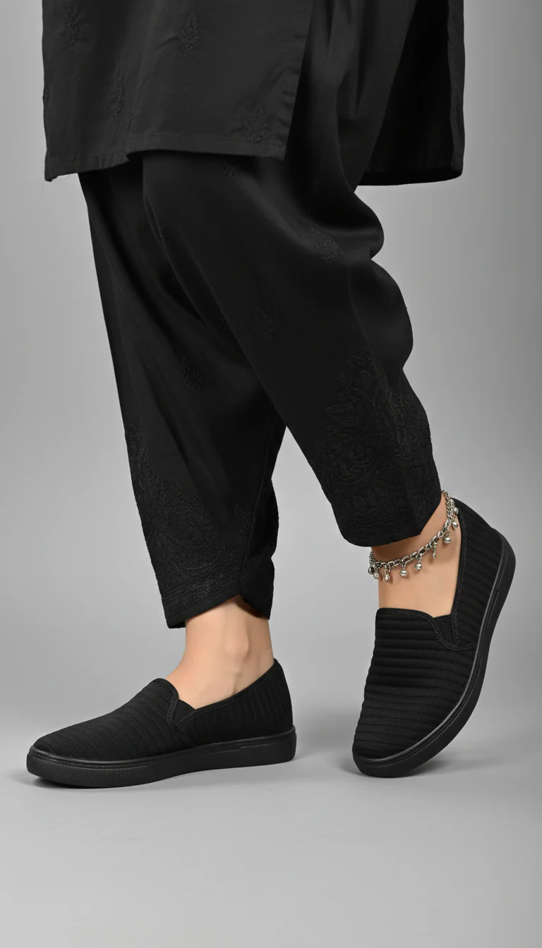 Black Casual Sneaker WN6204 - Image 26