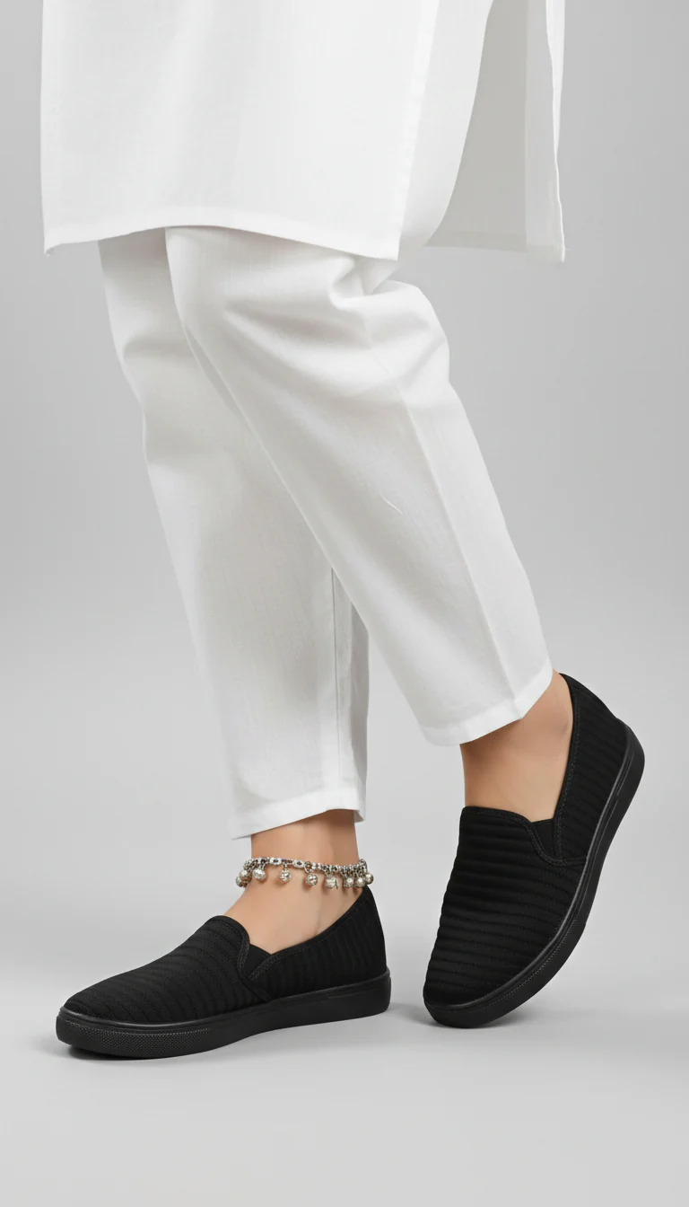 Black Casual Sneaker WN6204 - Image 6