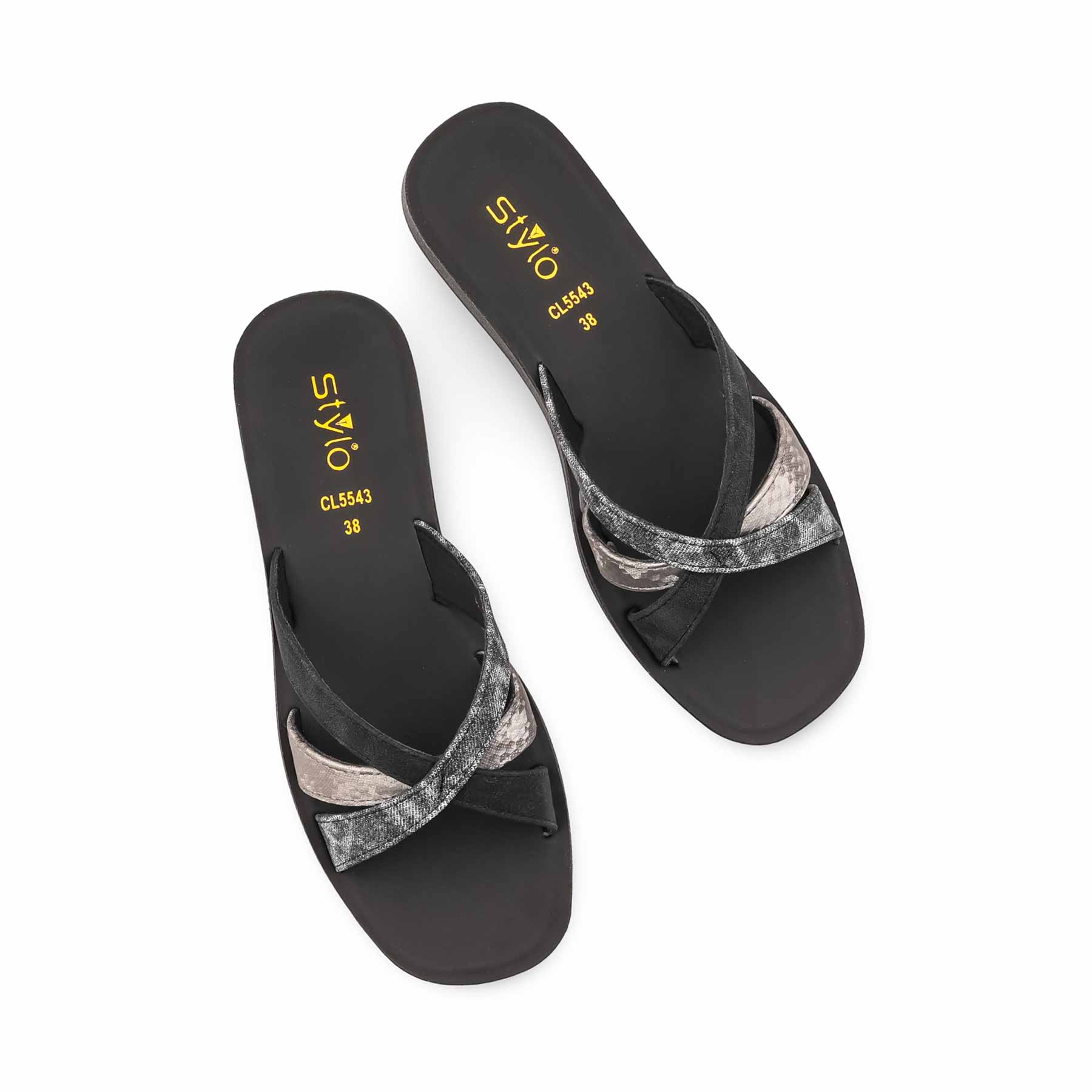 Black Casual Softy For Ladies CL5543 - Image 5