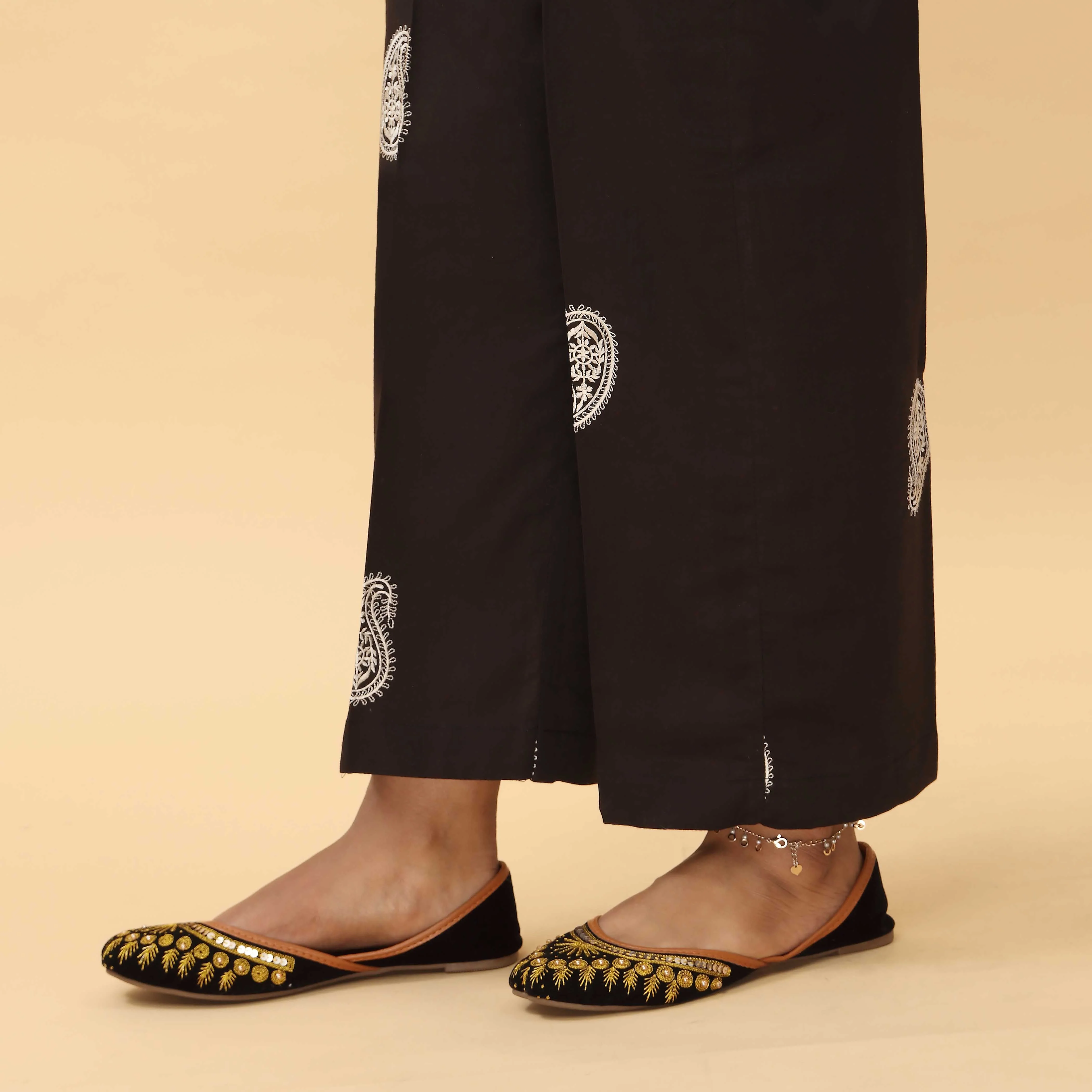Black Cotton Cambric Trouser PL5022 - Image 3