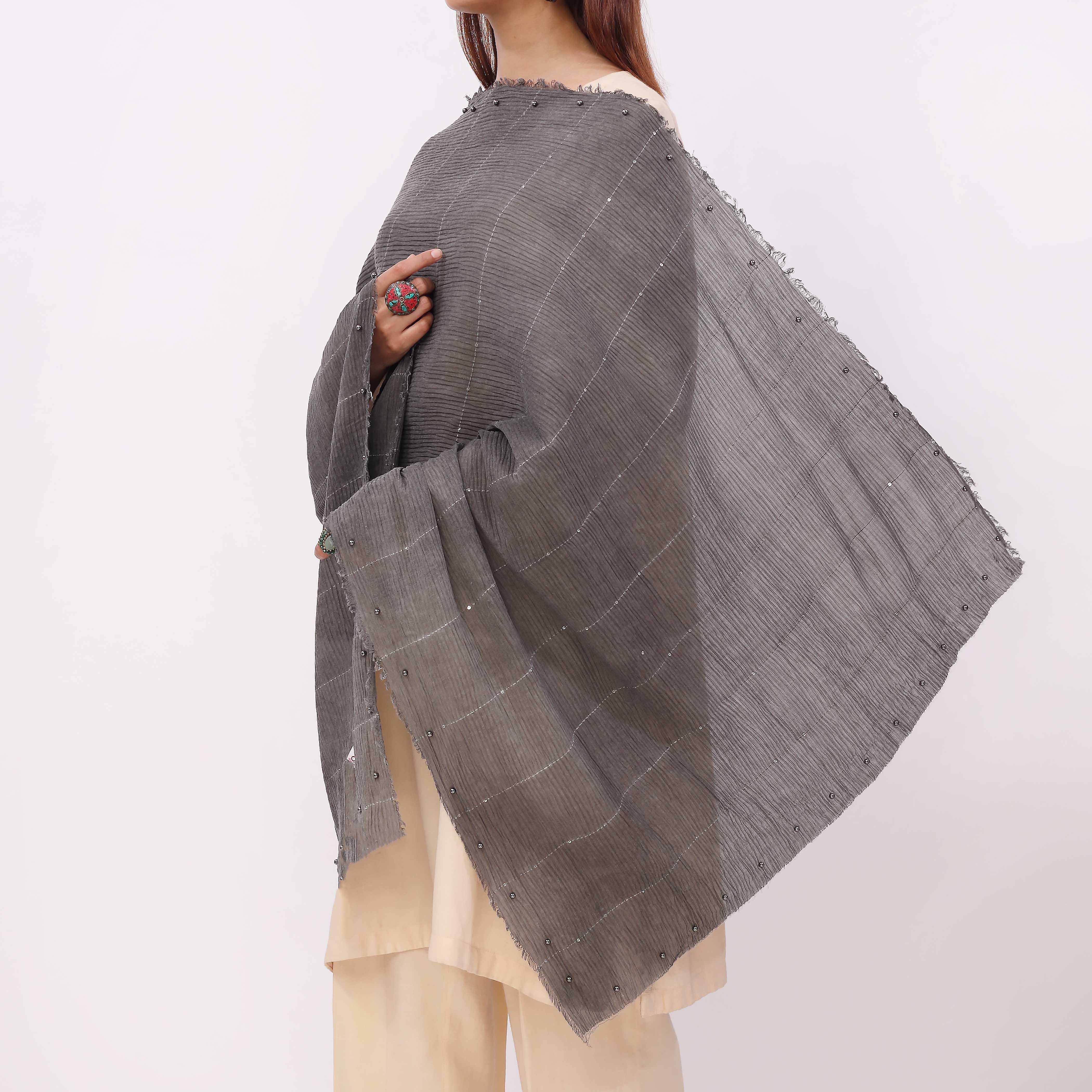 Black Embroidered Stole PD5303 - Image 3
