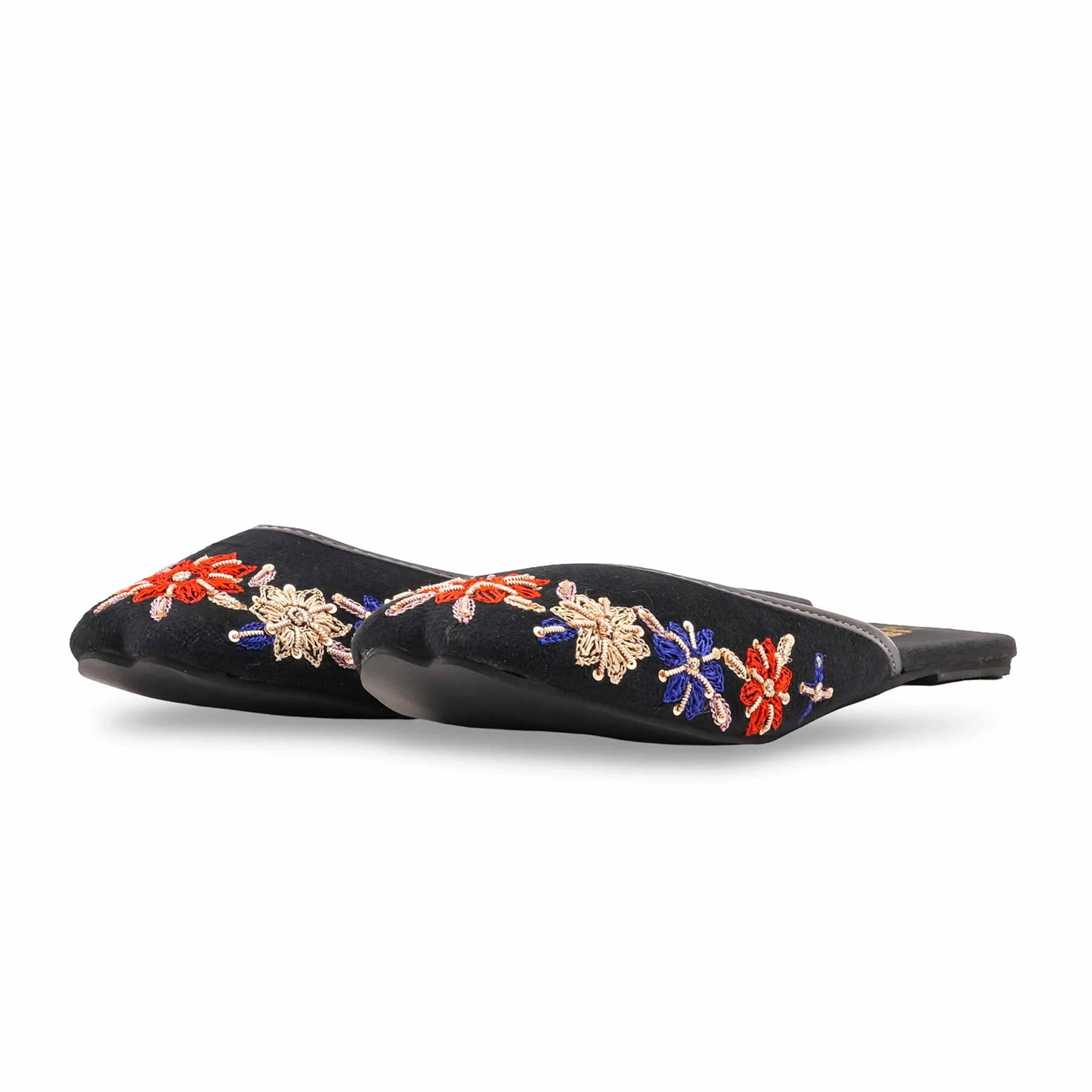 Black Ethnic Back Open Khussa For Women EC8624 - Image 4