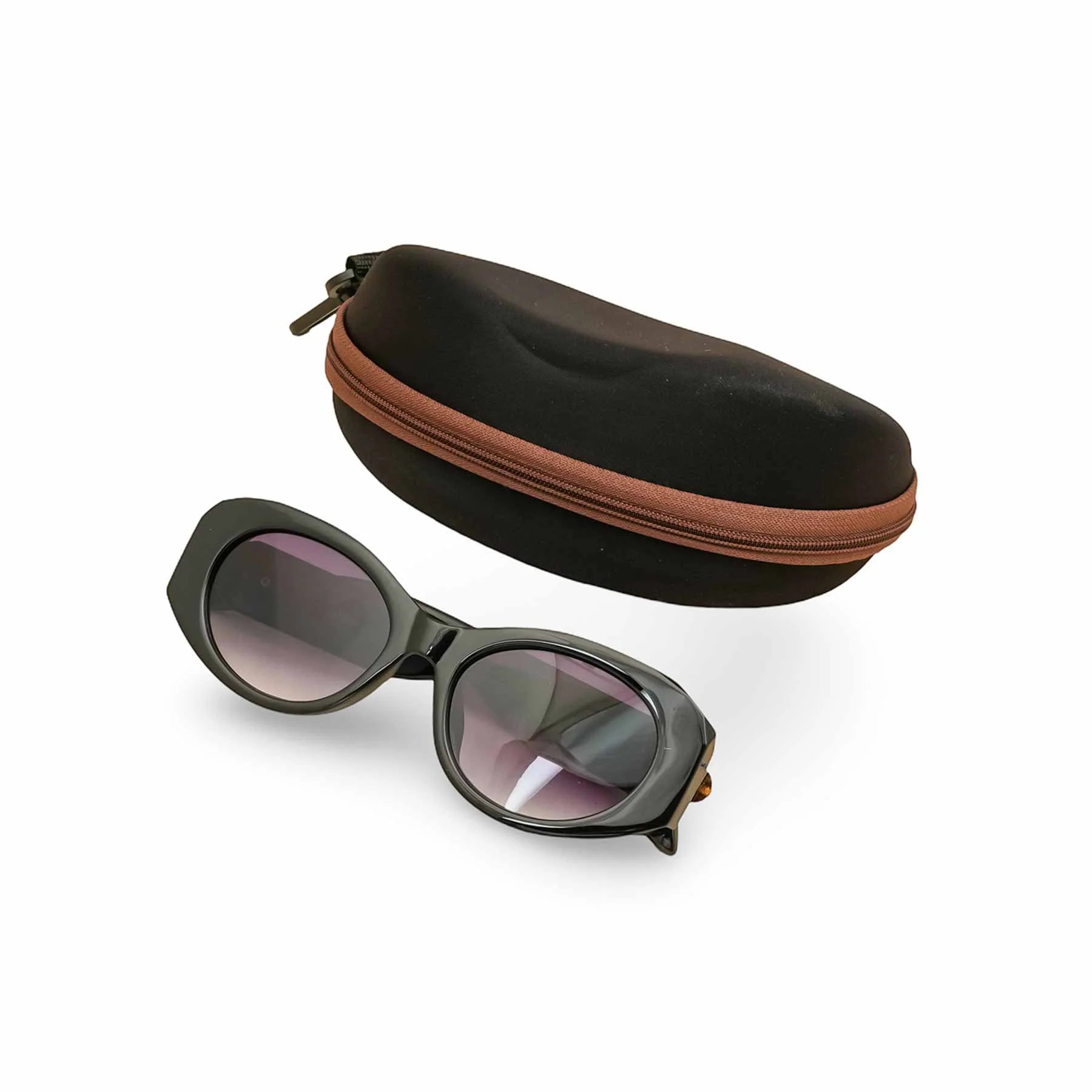 Black Ladies Sunglasses G40020 - Image 4