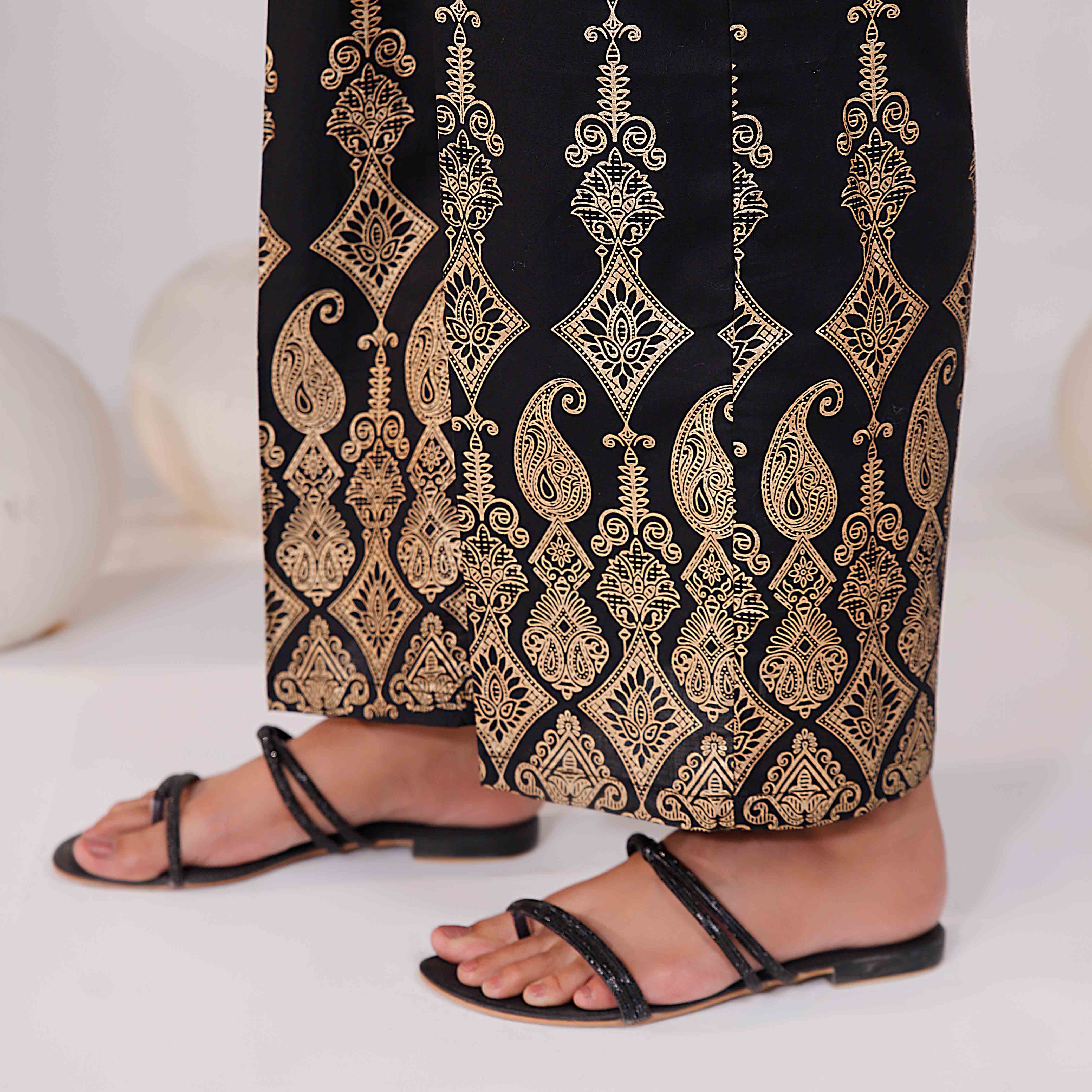 Black Puff Printed Cambric Trouser PS4584 - Image 2