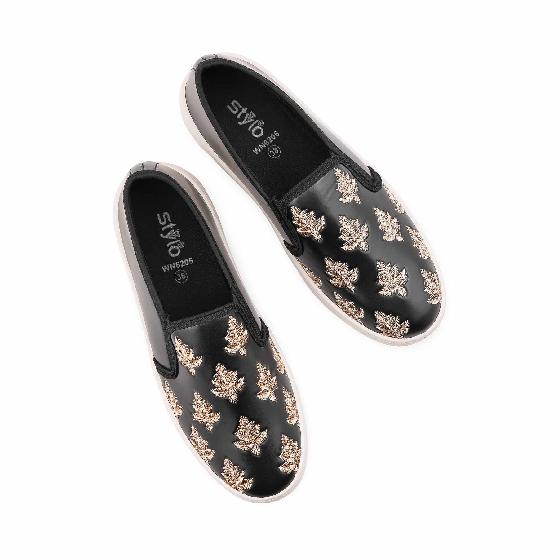 Black Sneaker For Ladies WN6205 - Image 12
