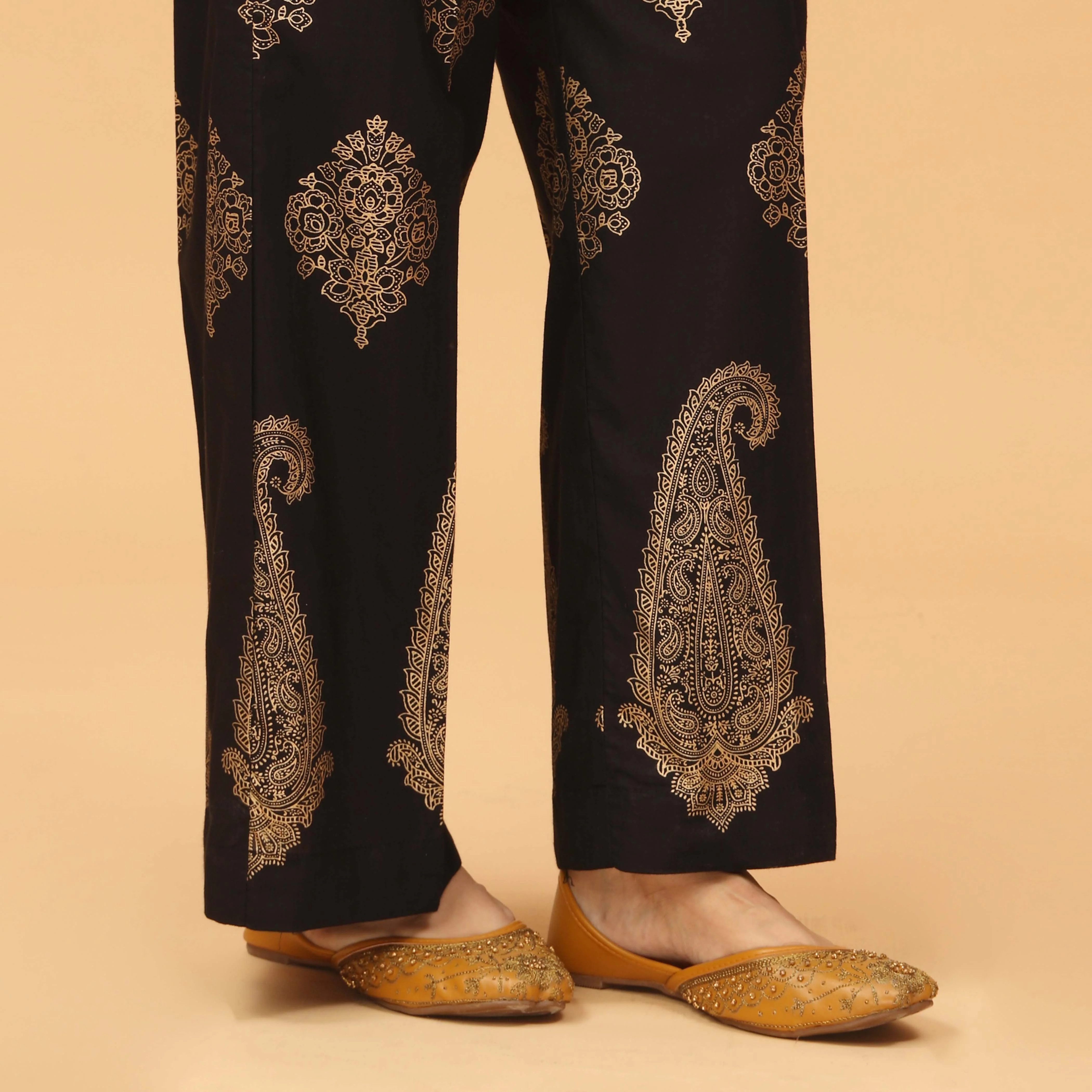 Black Straight Fit Cambric Printed Trouser PS4589 - Image 3