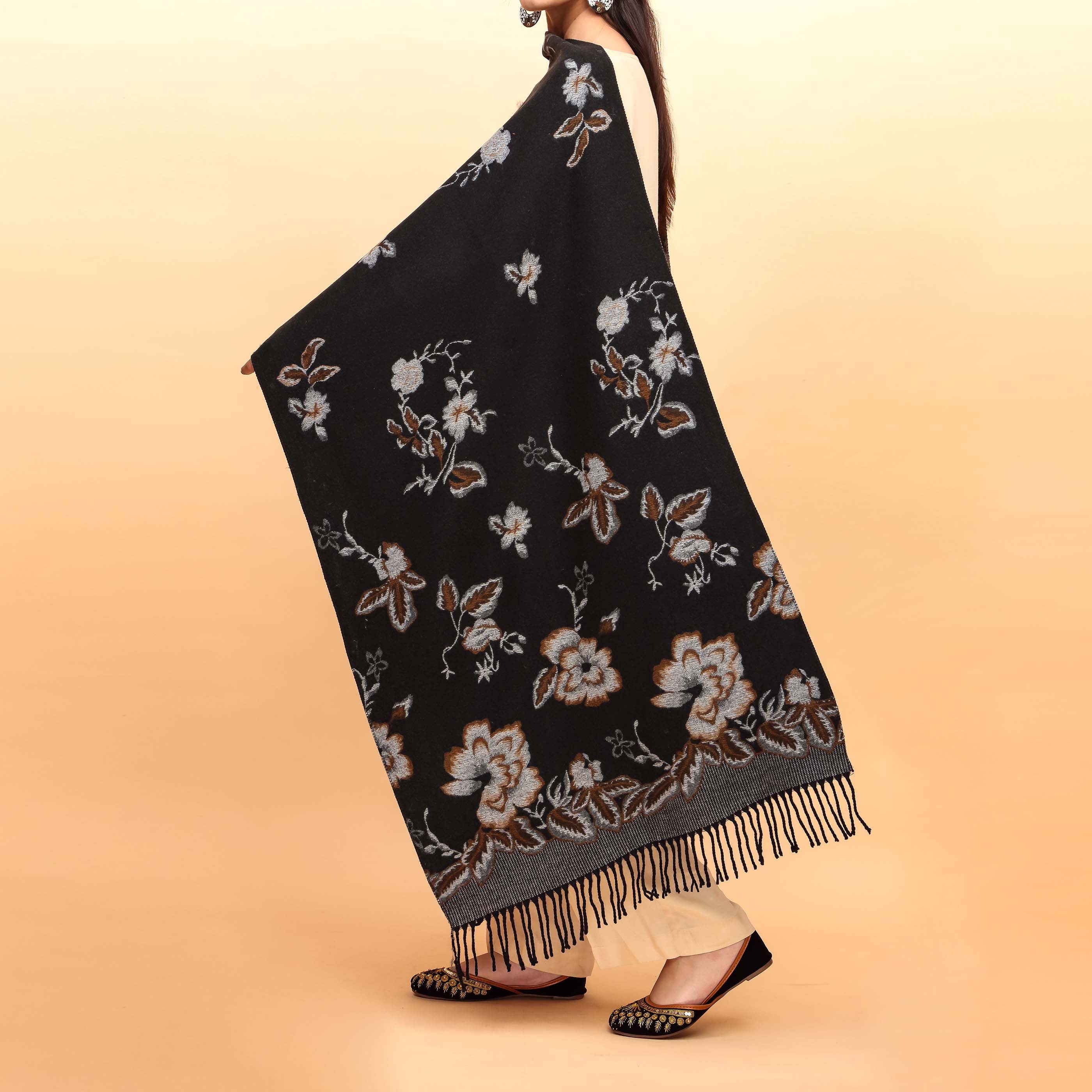 Black Winter Stole PW4628 - Image 2