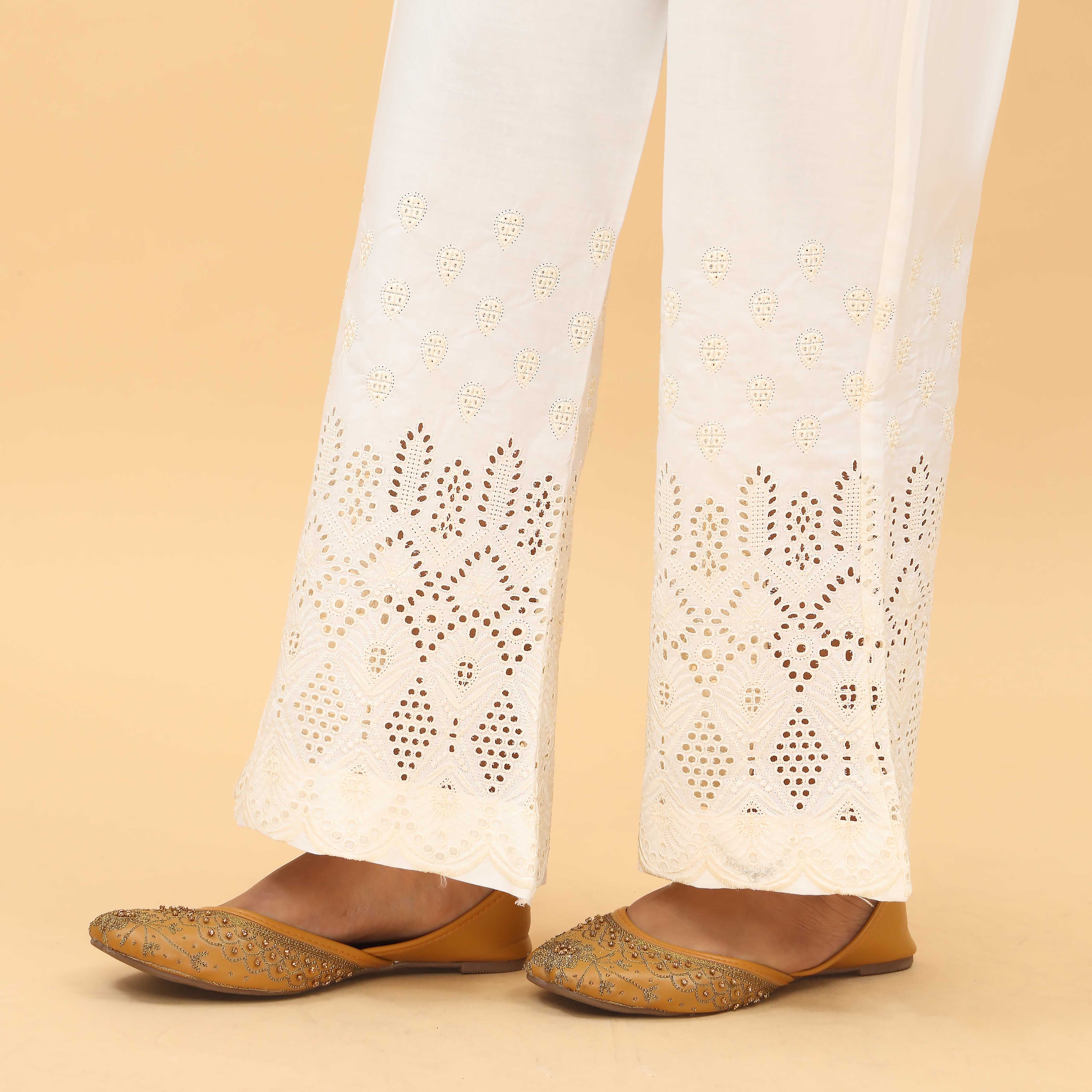 Cream Straight Fit Embellished Trouser PL4058 - Image 2