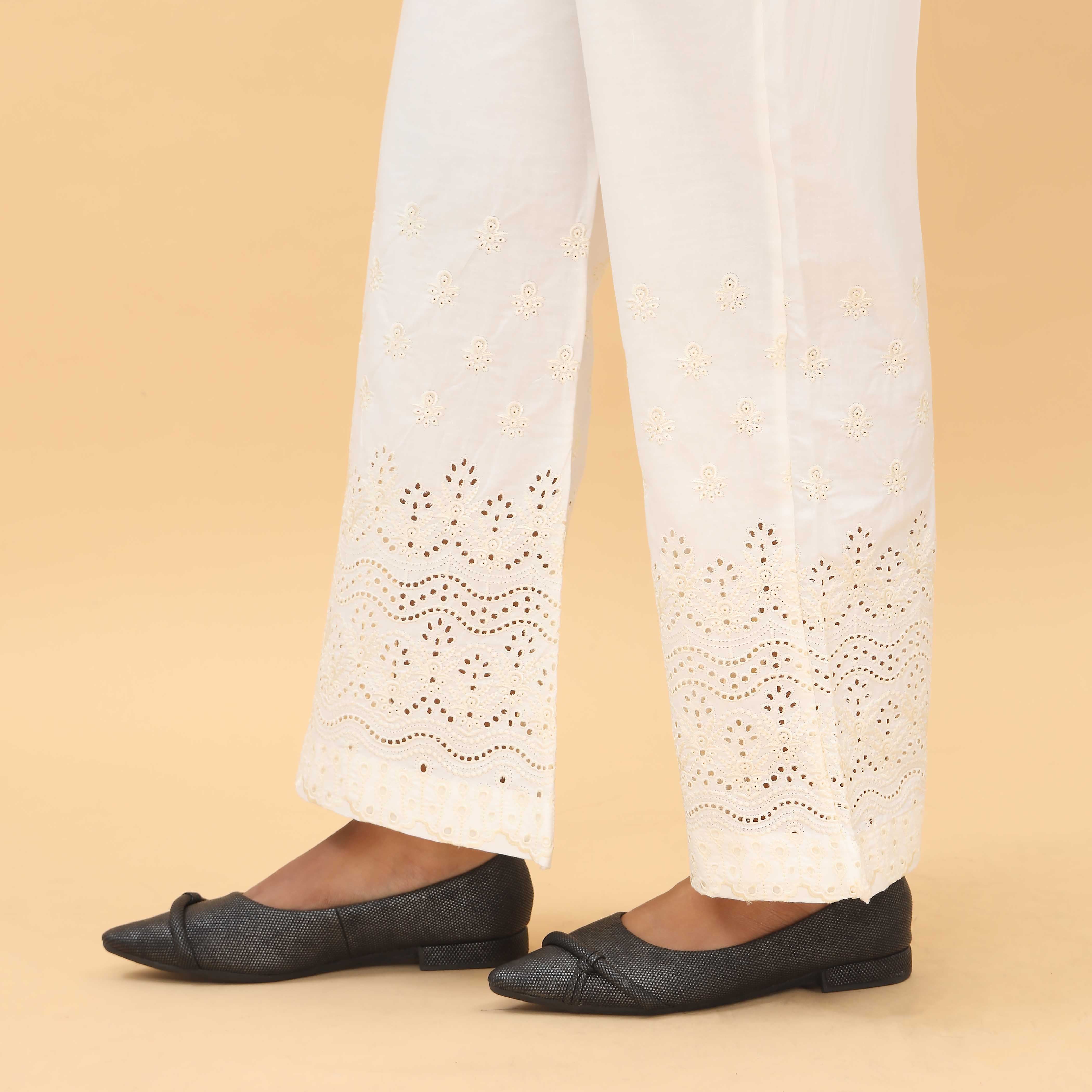 Cream Straight Fit Embellished Trouser PL4061 - Image 2