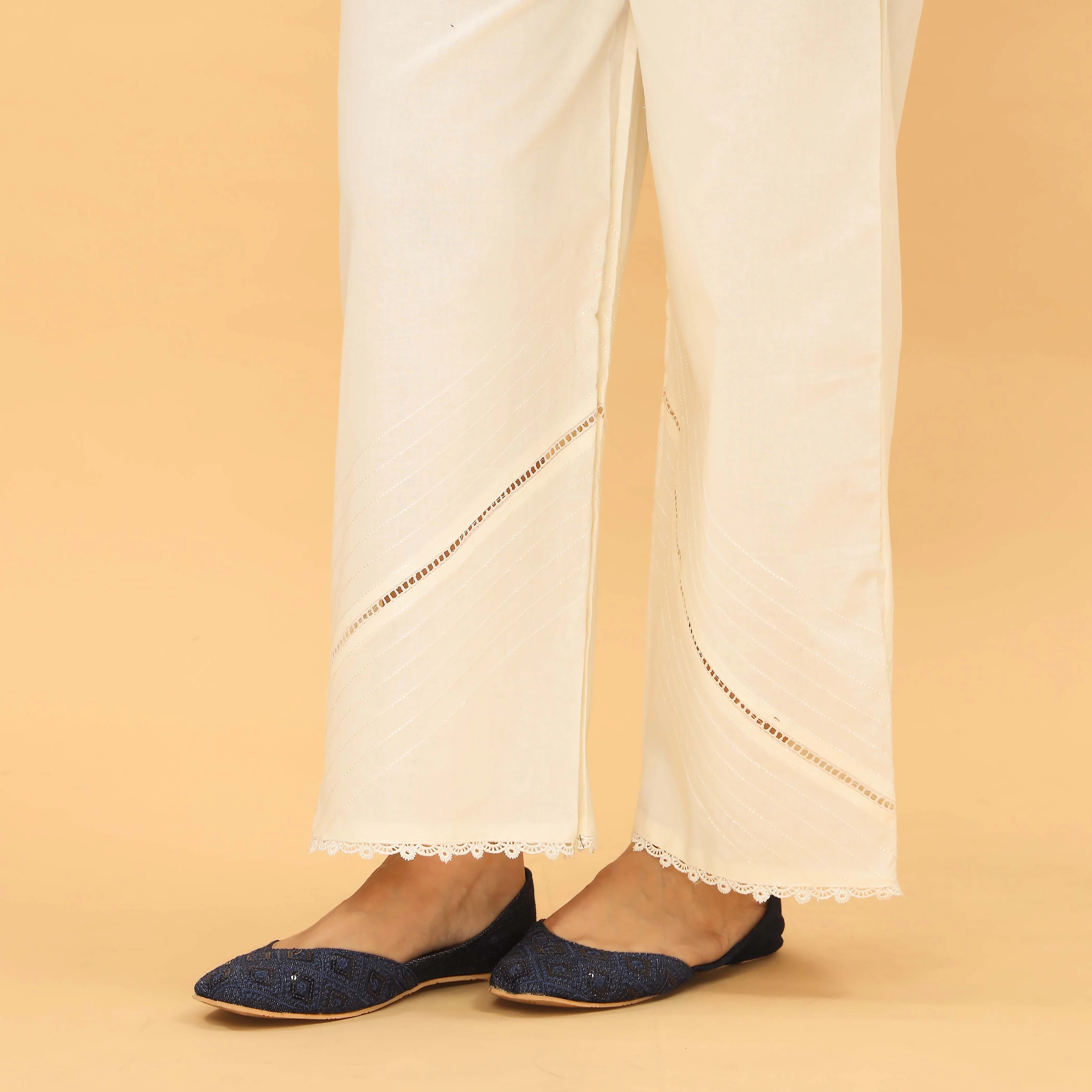 Cream Straight Fit Embellished Trouser PL5038 - Image 2
