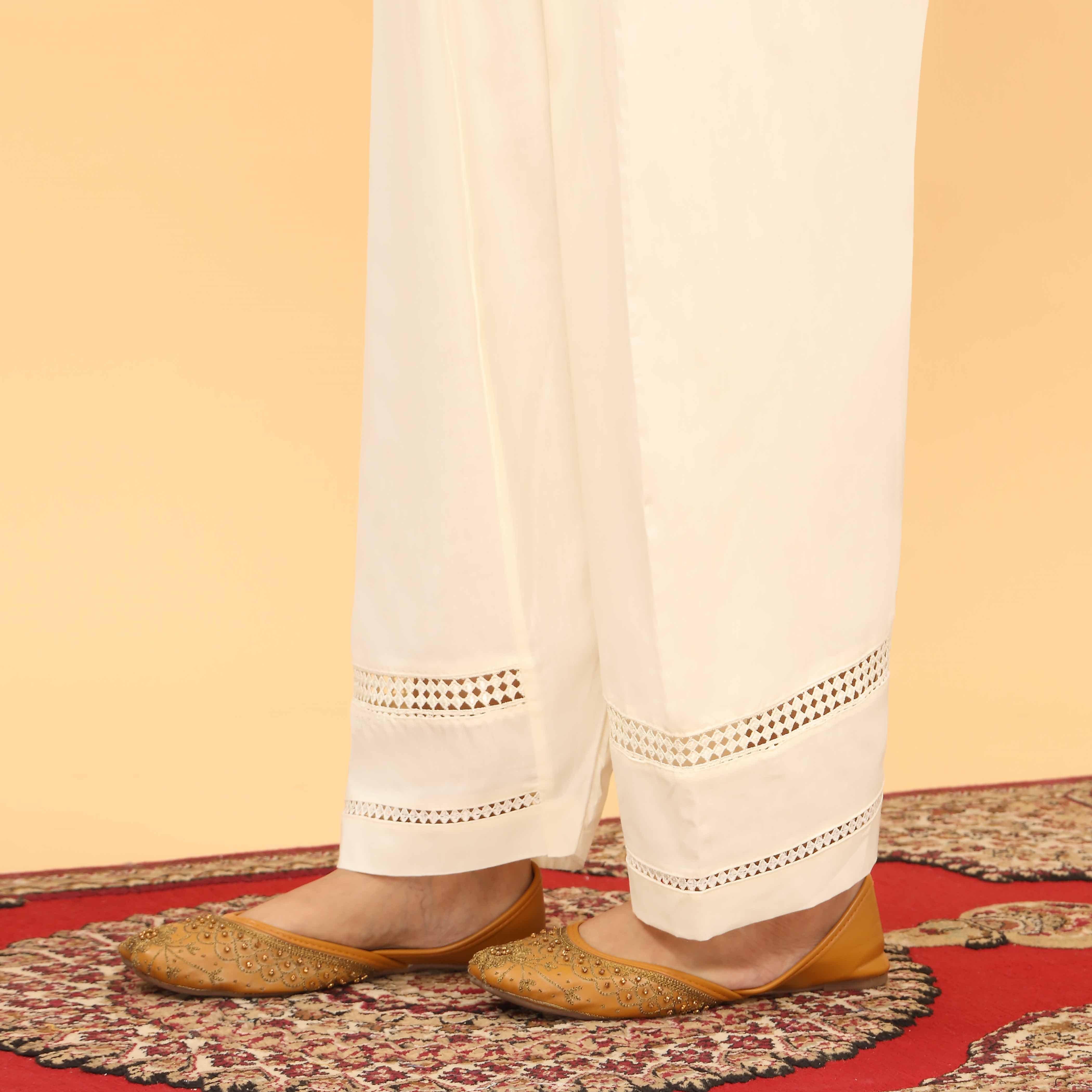 Cream Straight Fit Embellished Trouser PL5061 - Image 3