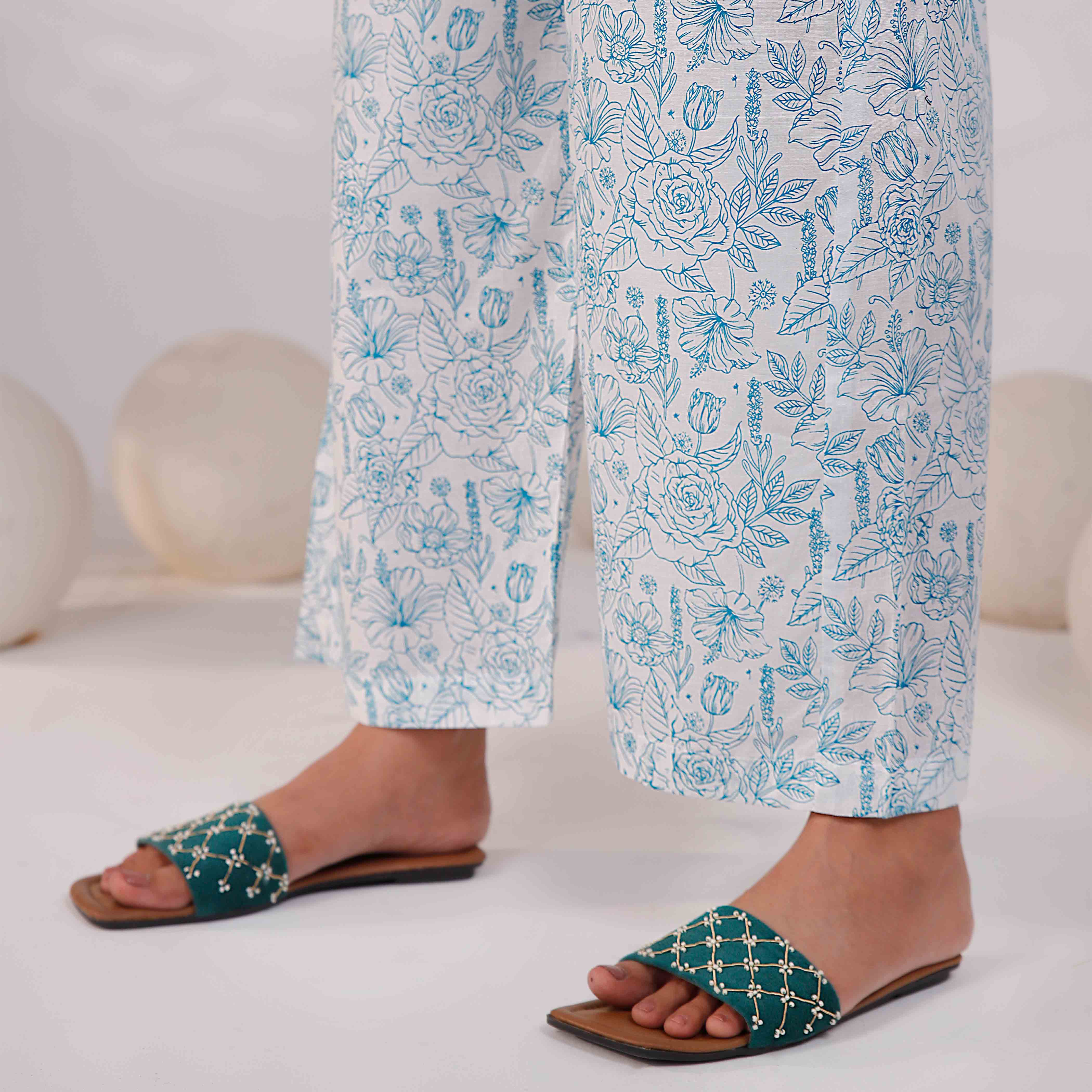 Ferozy Screen Printed Cambric Trouser PS4587 - Image 2