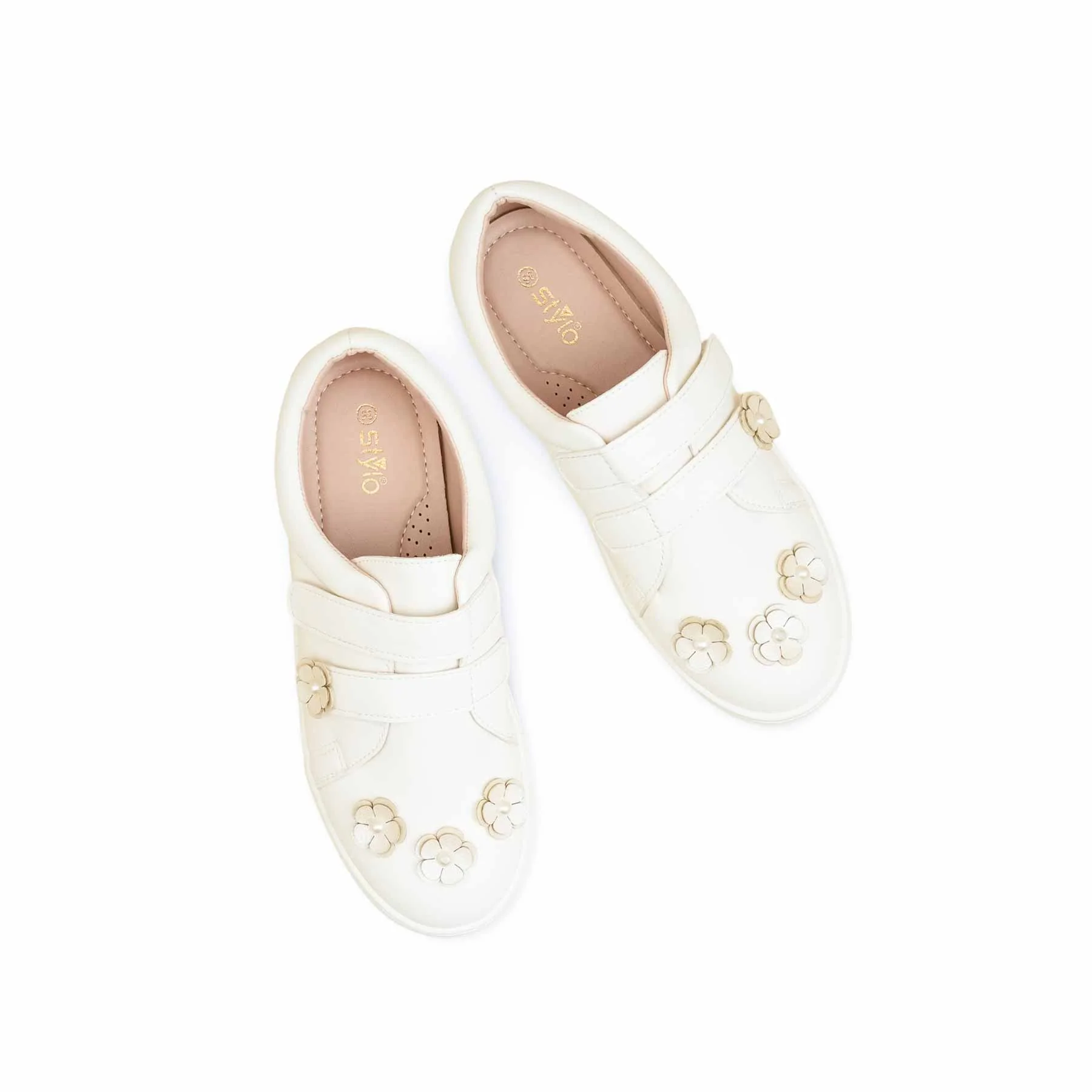 Girls White Casual Jogger KD1925 - Image 5