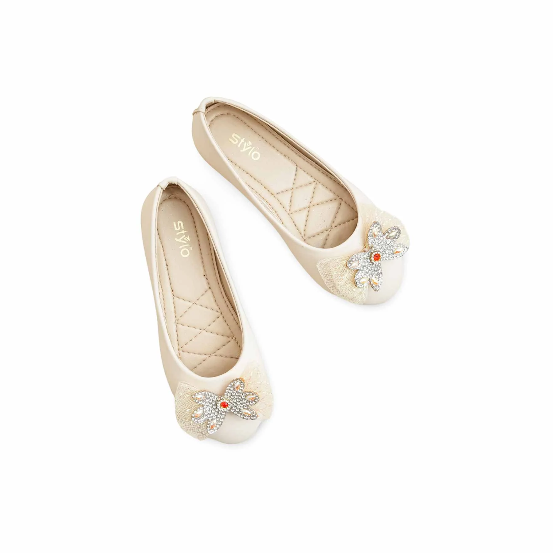 Girls White Formal Pumps KD2577 - Image 5