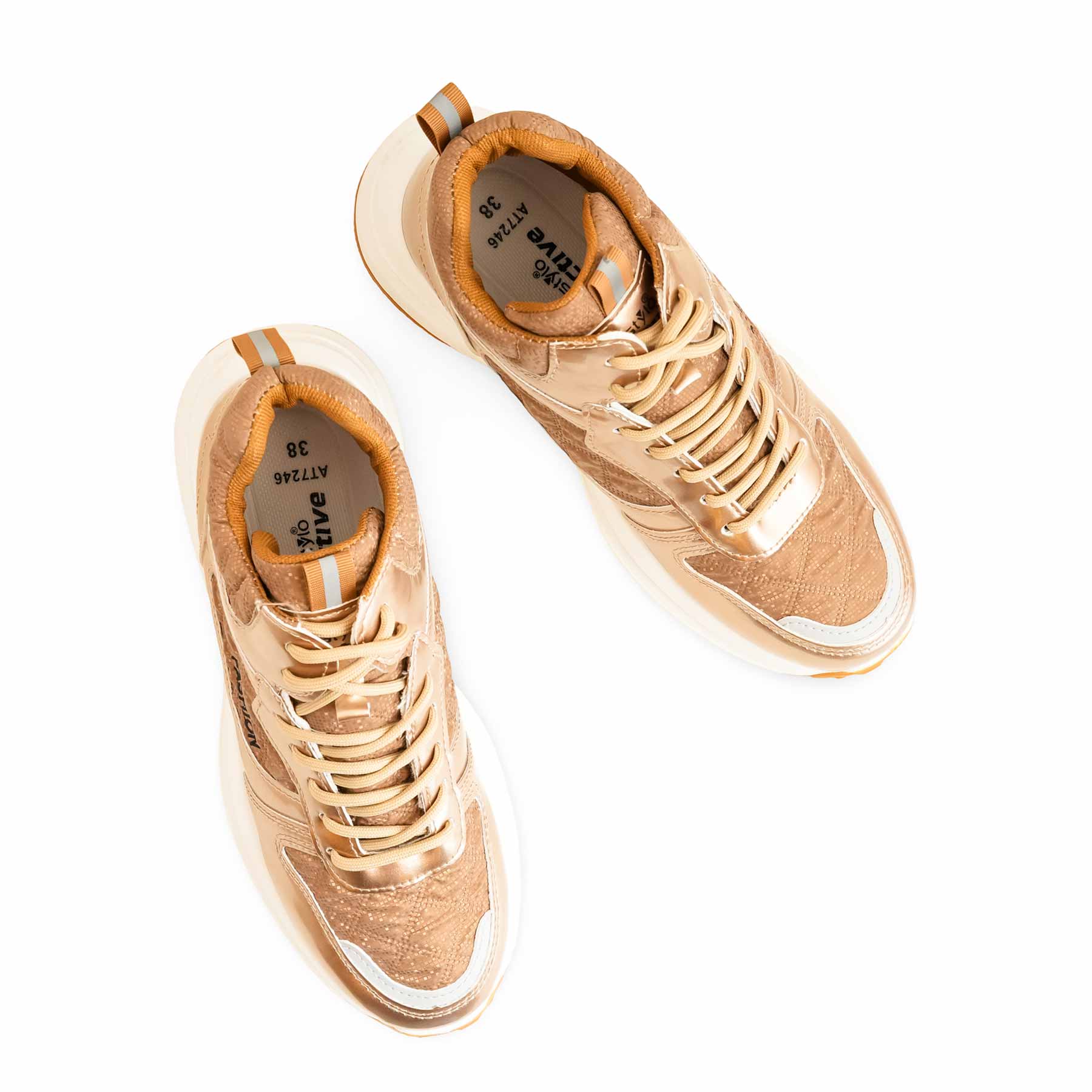 Golden Casual Sneaker AT7246 - Image 5