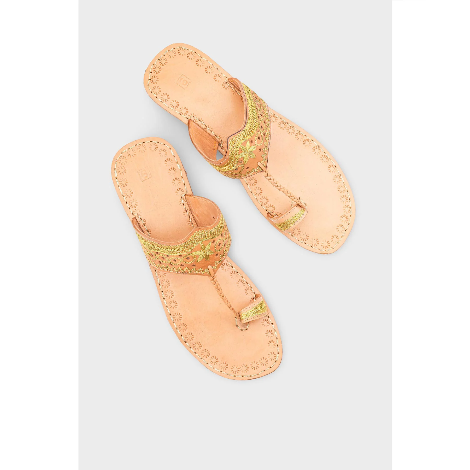 Golden Kolapoori Chappal EC0259 - Image 5