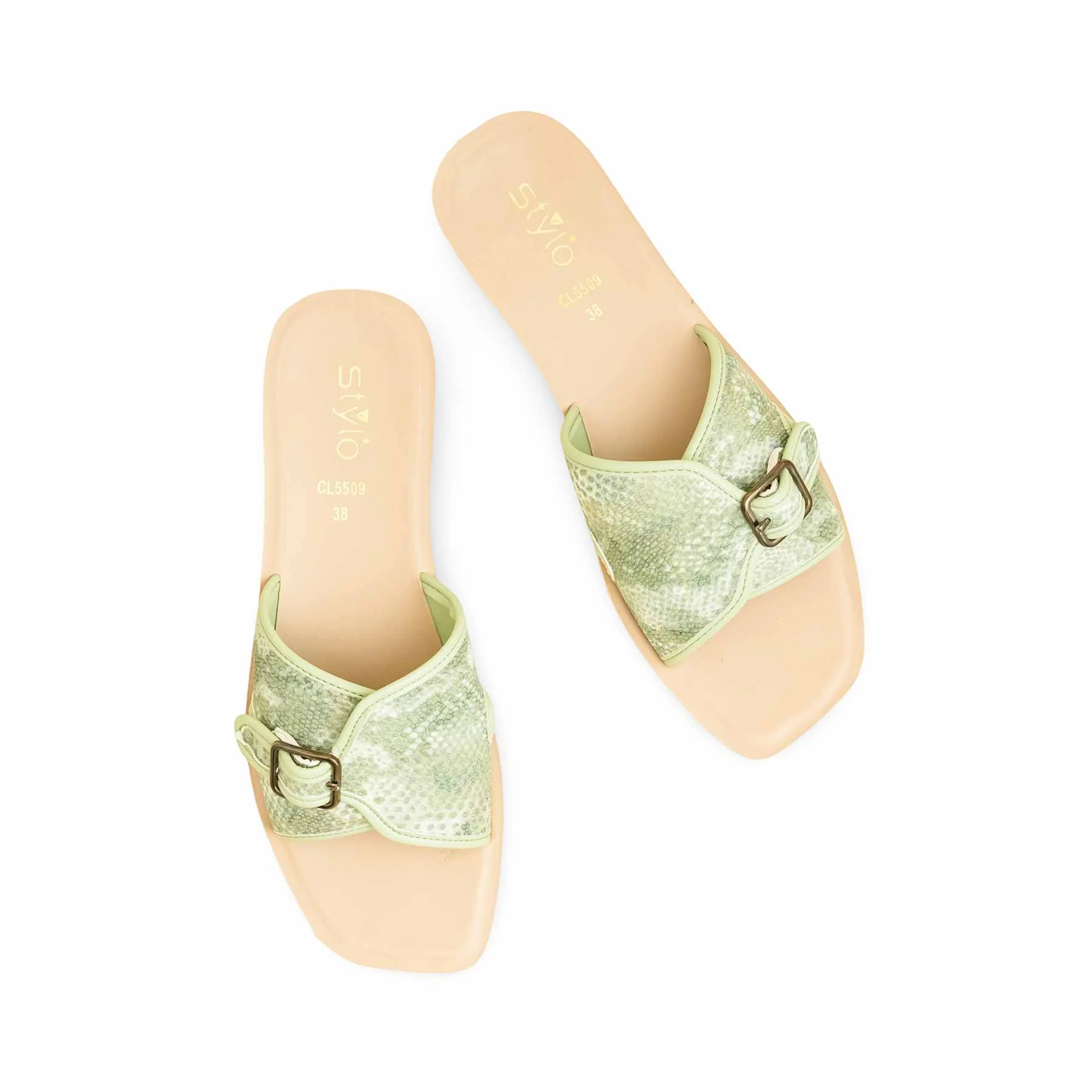 Green Casual Softy For Women CL5509 - Image 5