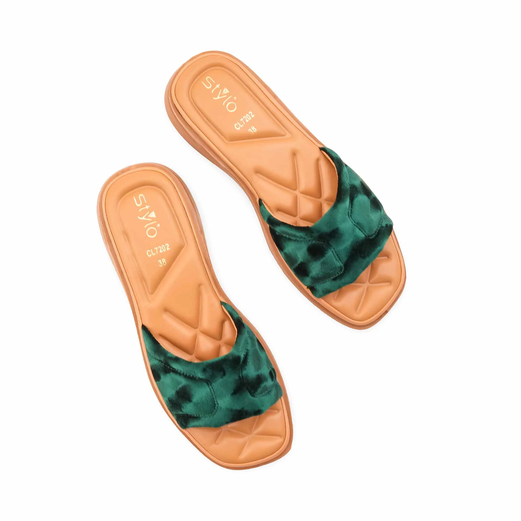 Green Casual Softy For Women CL7202 - Image 5