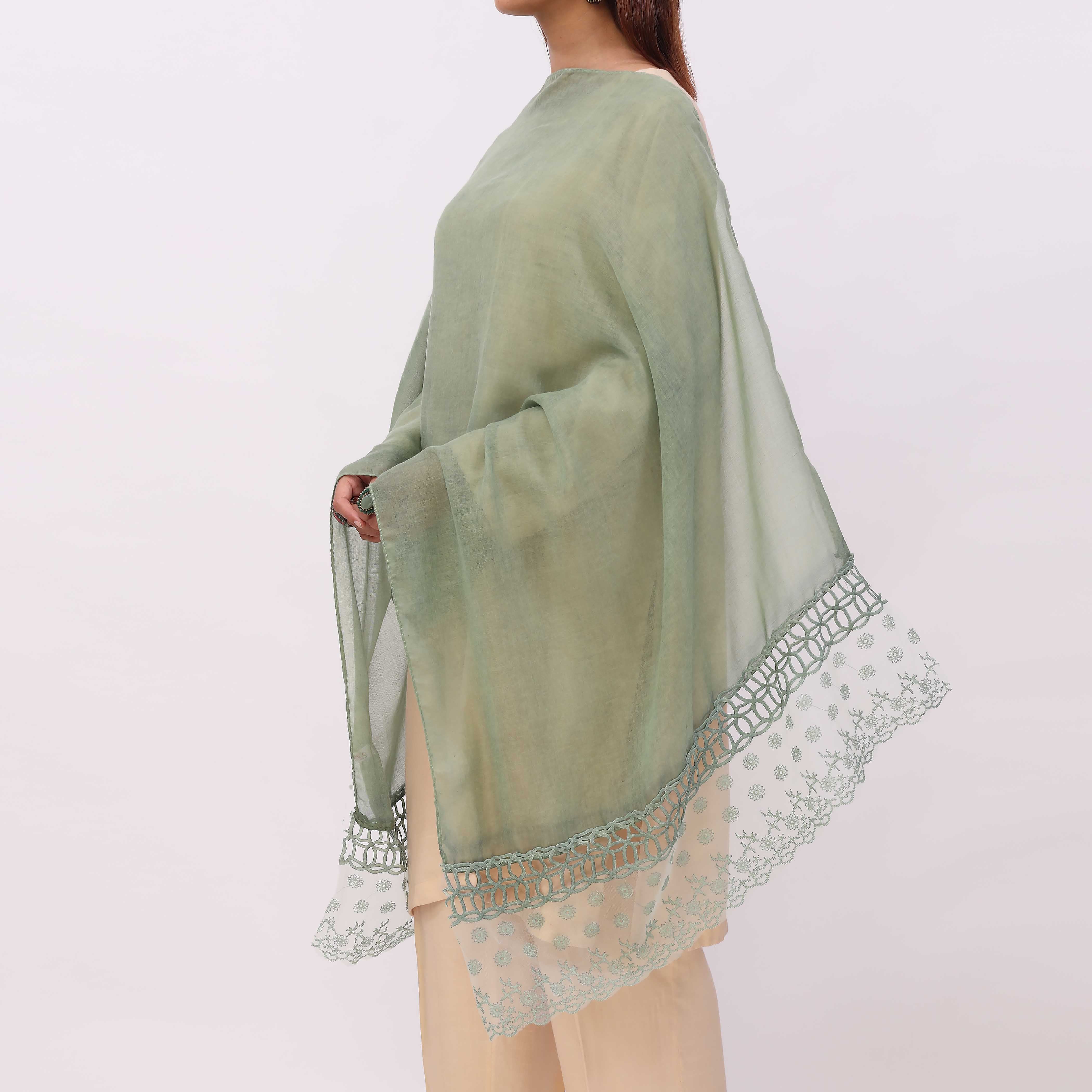 Green Embroidered Stole PD5337 - Image 3